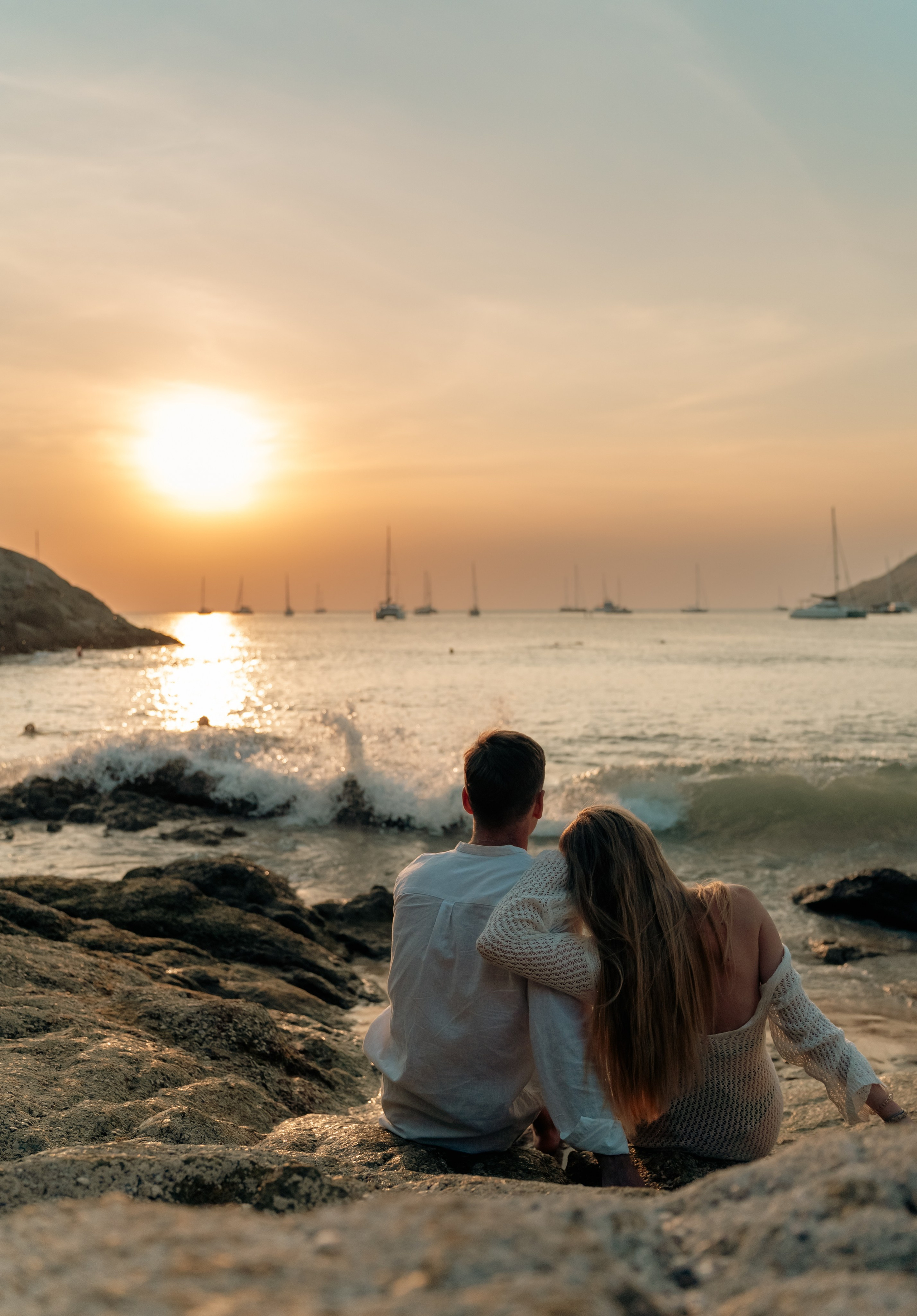 Фотосессия свидание на закате у моря. Фотограф из Екатеринбурга Алена Мусалимова