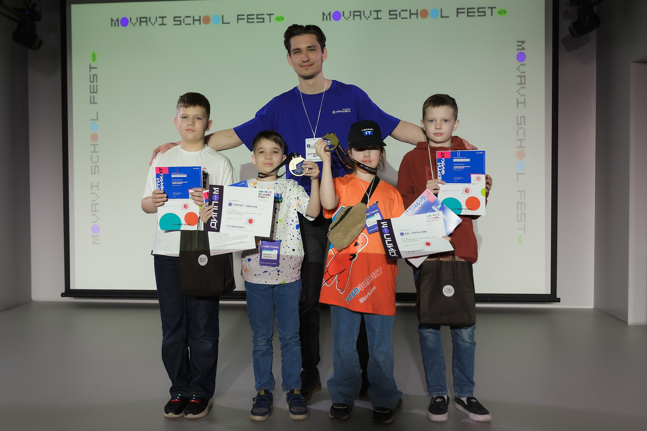 ДЕТИ. Roman Photo