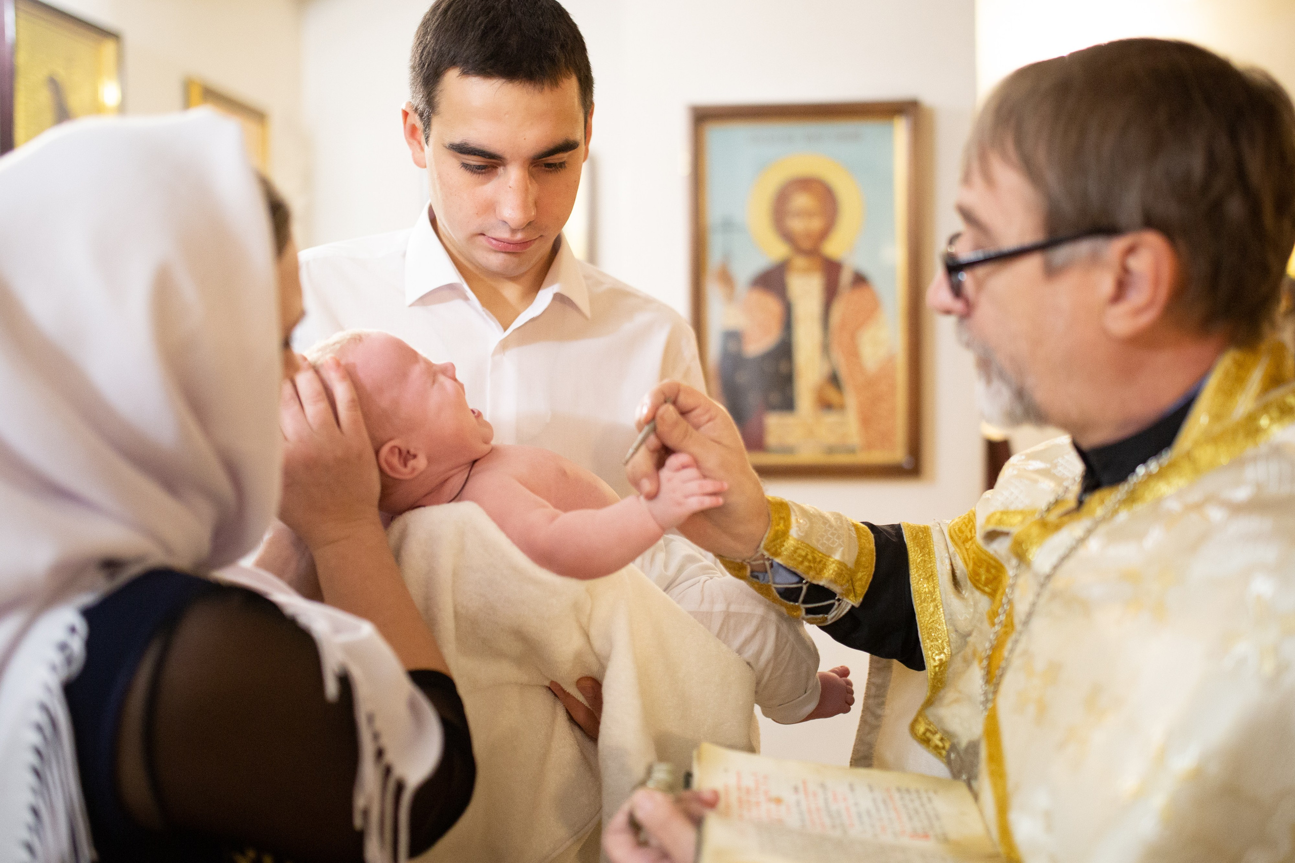 Таинство крещения. Фотограф Комаров Сергей