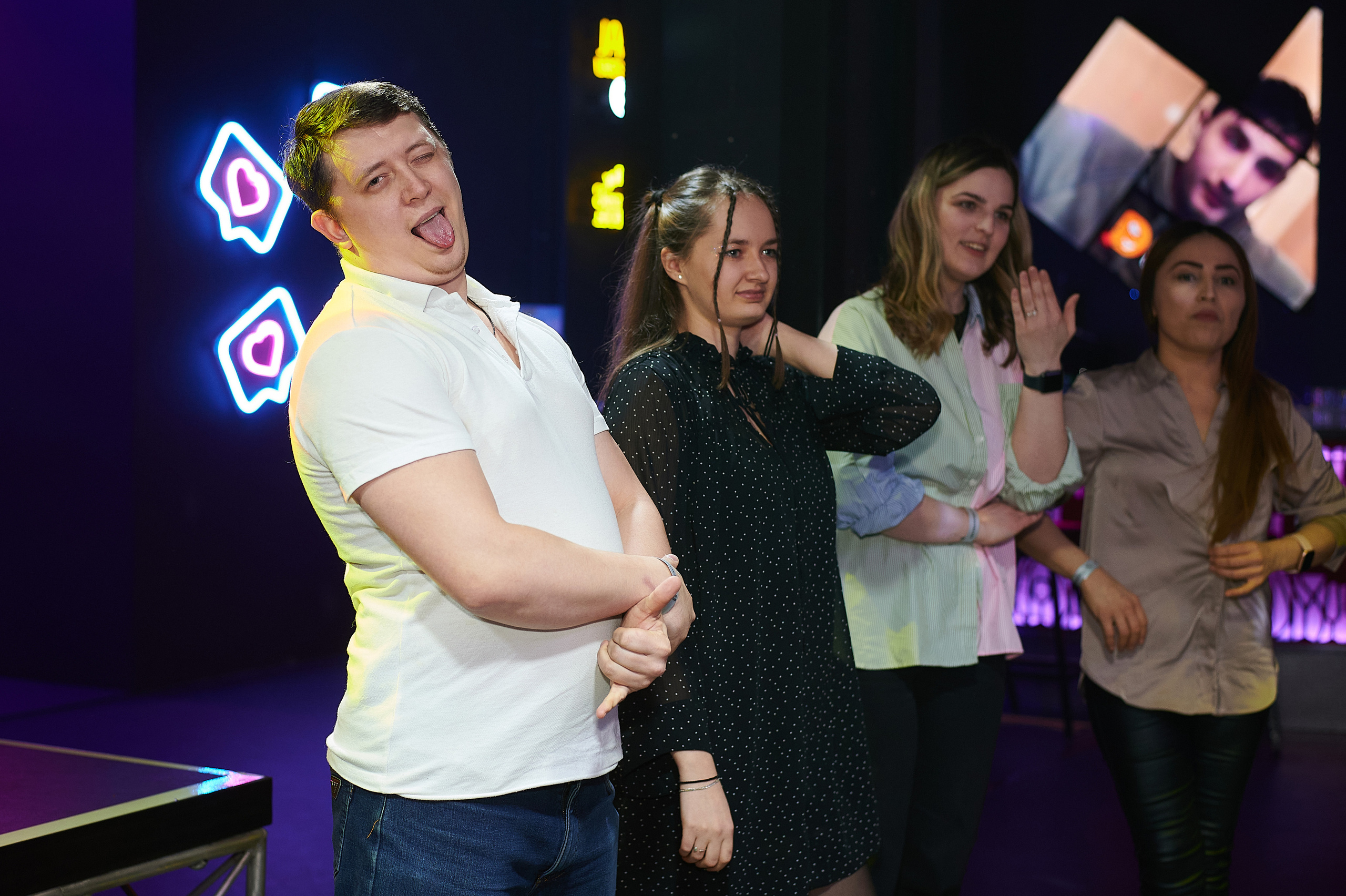 Репортажная съёмка корпоратива в ночном клубе