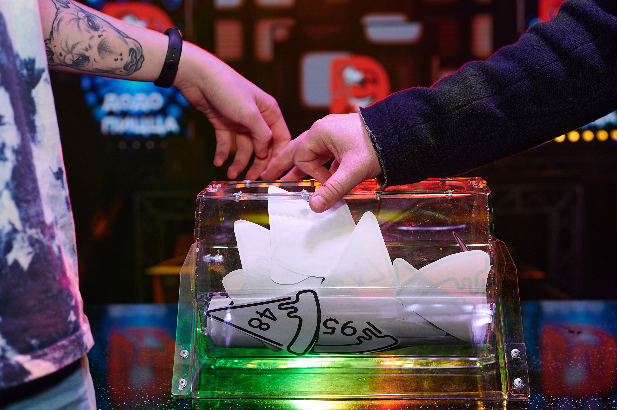 Репортажная съёмка корпоратива в ночном клубе