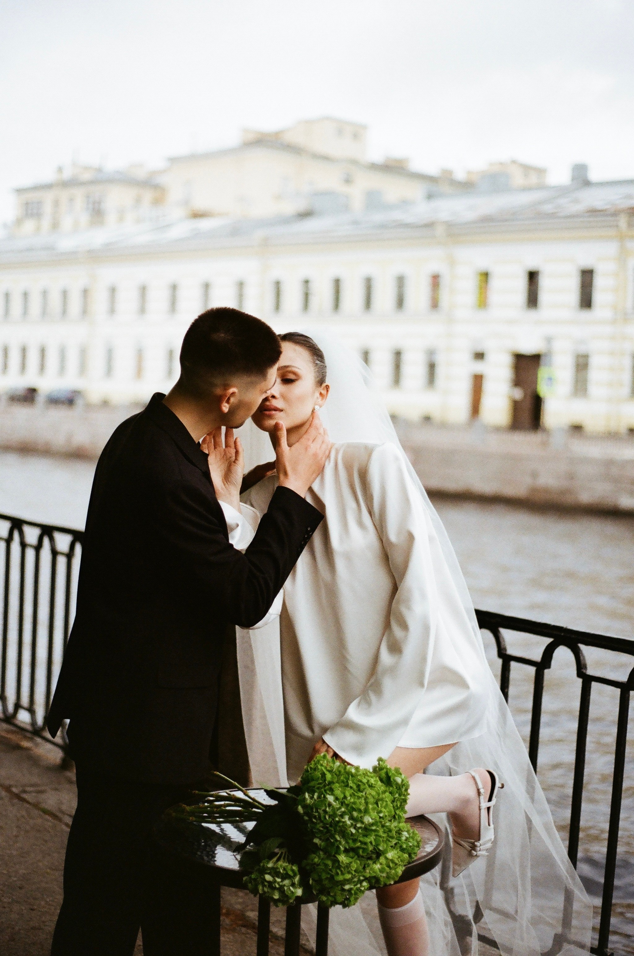 В Питере любить