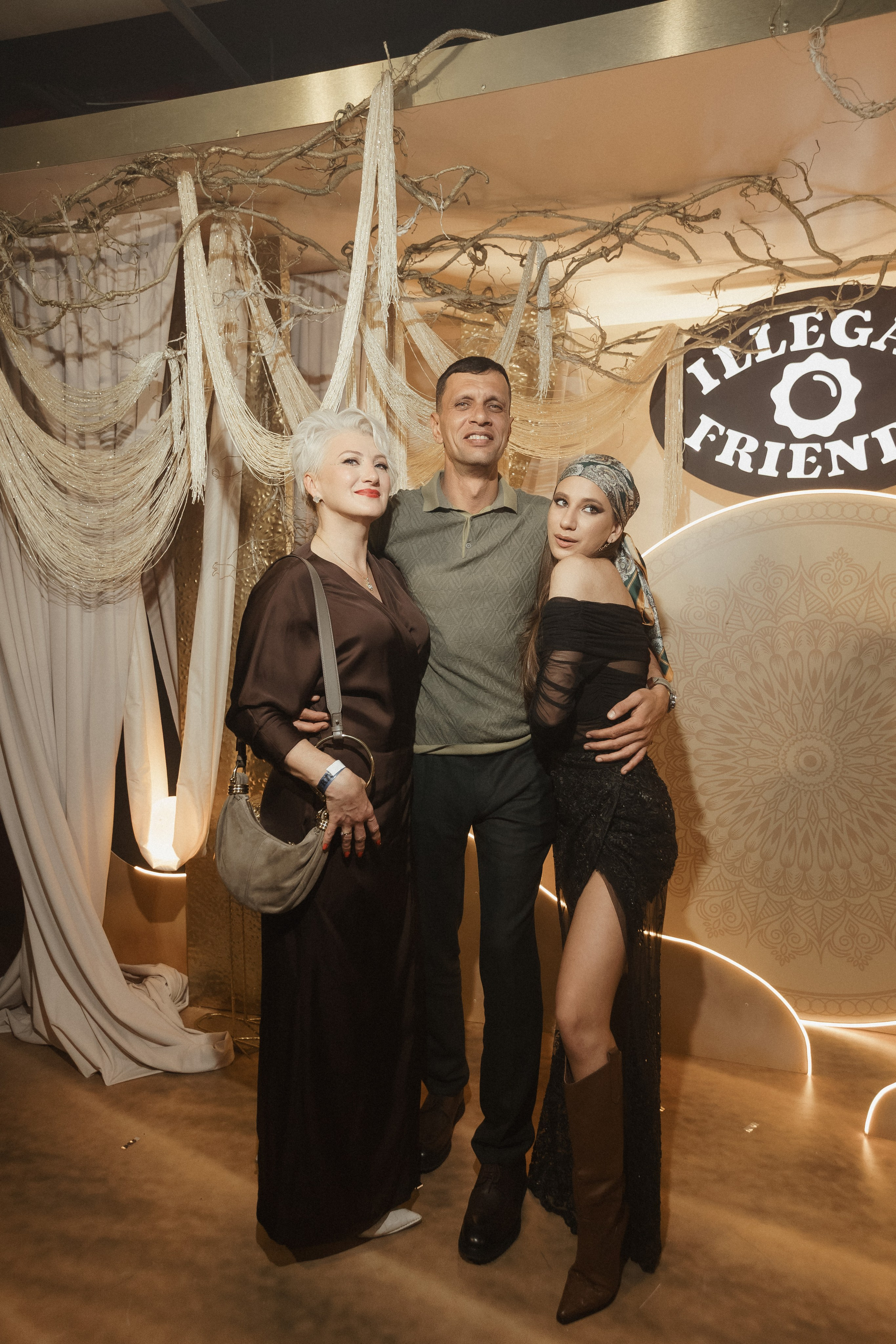 ILLEGAL FRIENDS — MIRAGE [PART II]. СВОИ. ФОТООТЧЕТЫ-СОБЫТИЯ-МЕСТА