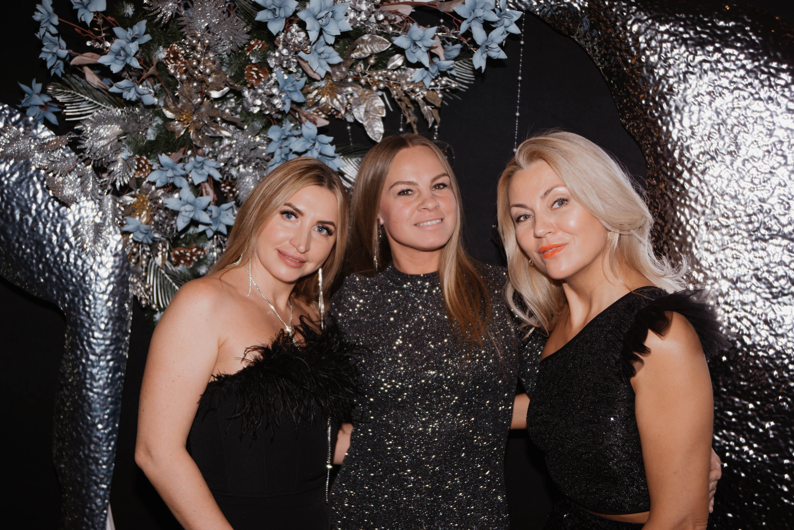 Праздник в стенах клубного пространства «Своя Среда». Ксения Glossa. Портретный и репортажный фотограф в Самаре