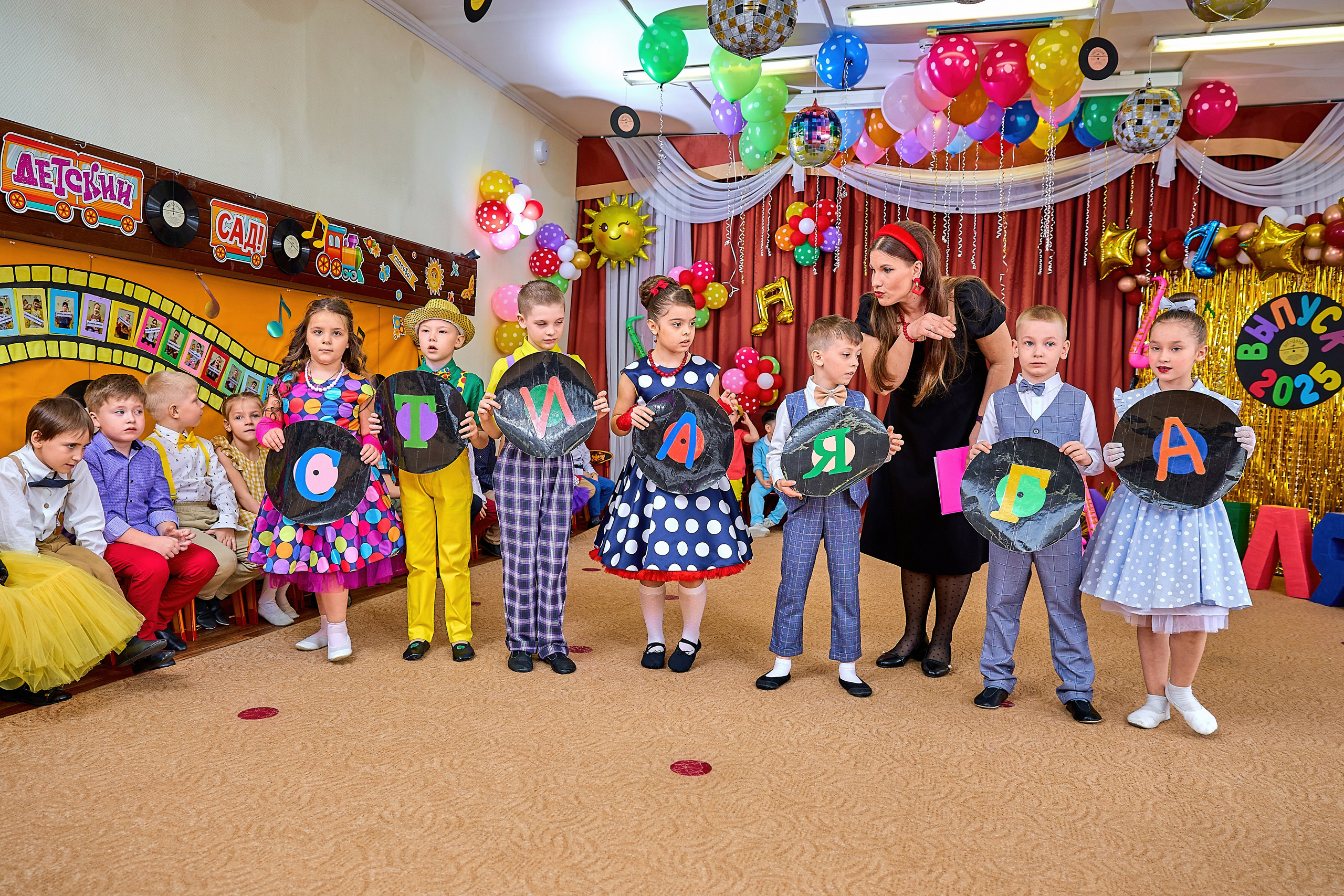 Фотосъёмка выпускного утренника в детском саду. Выпускные альбомы в Москве фотограф Алина Пащук