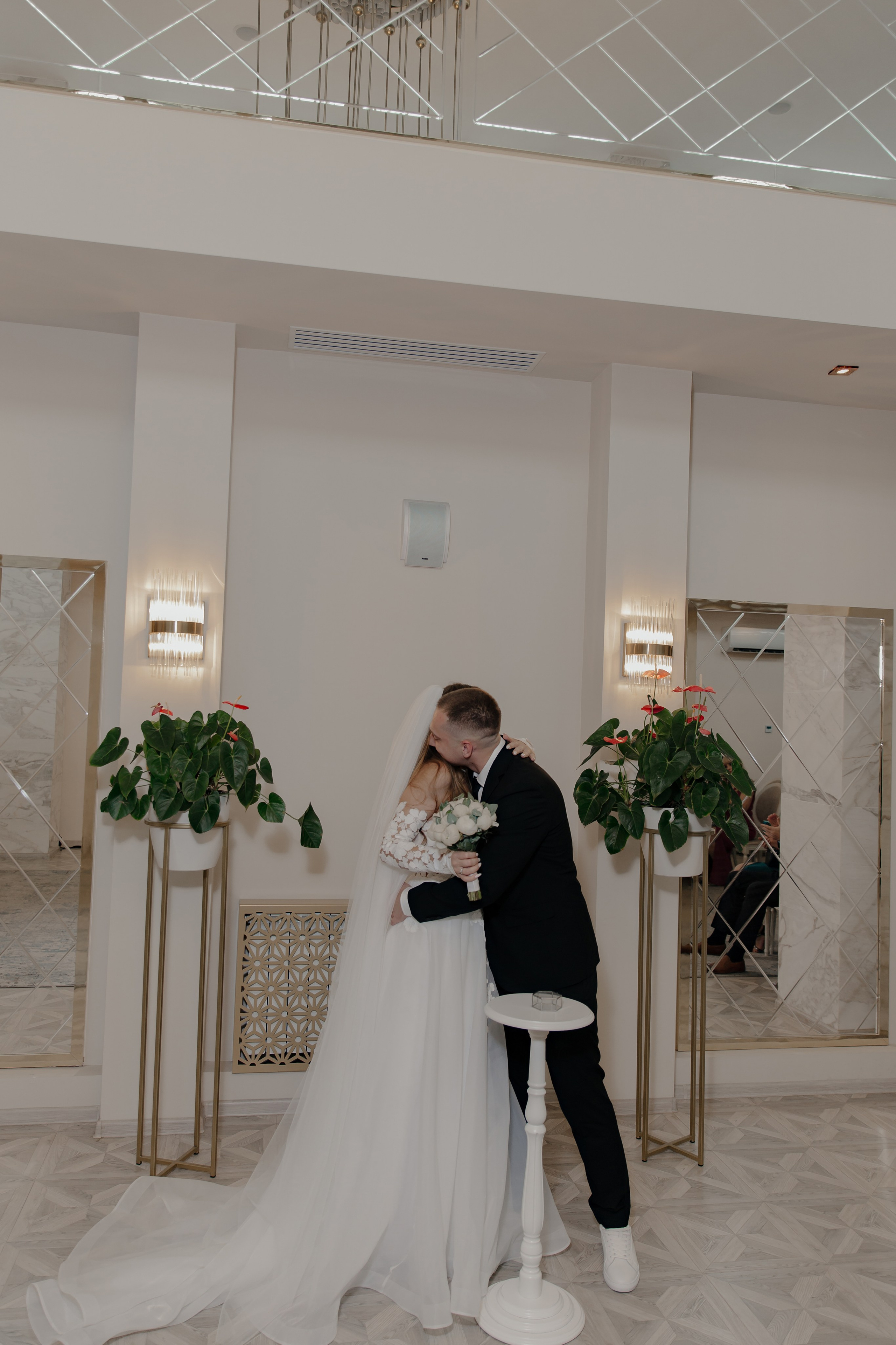 02.07.24. RETOUCH-HOUSE