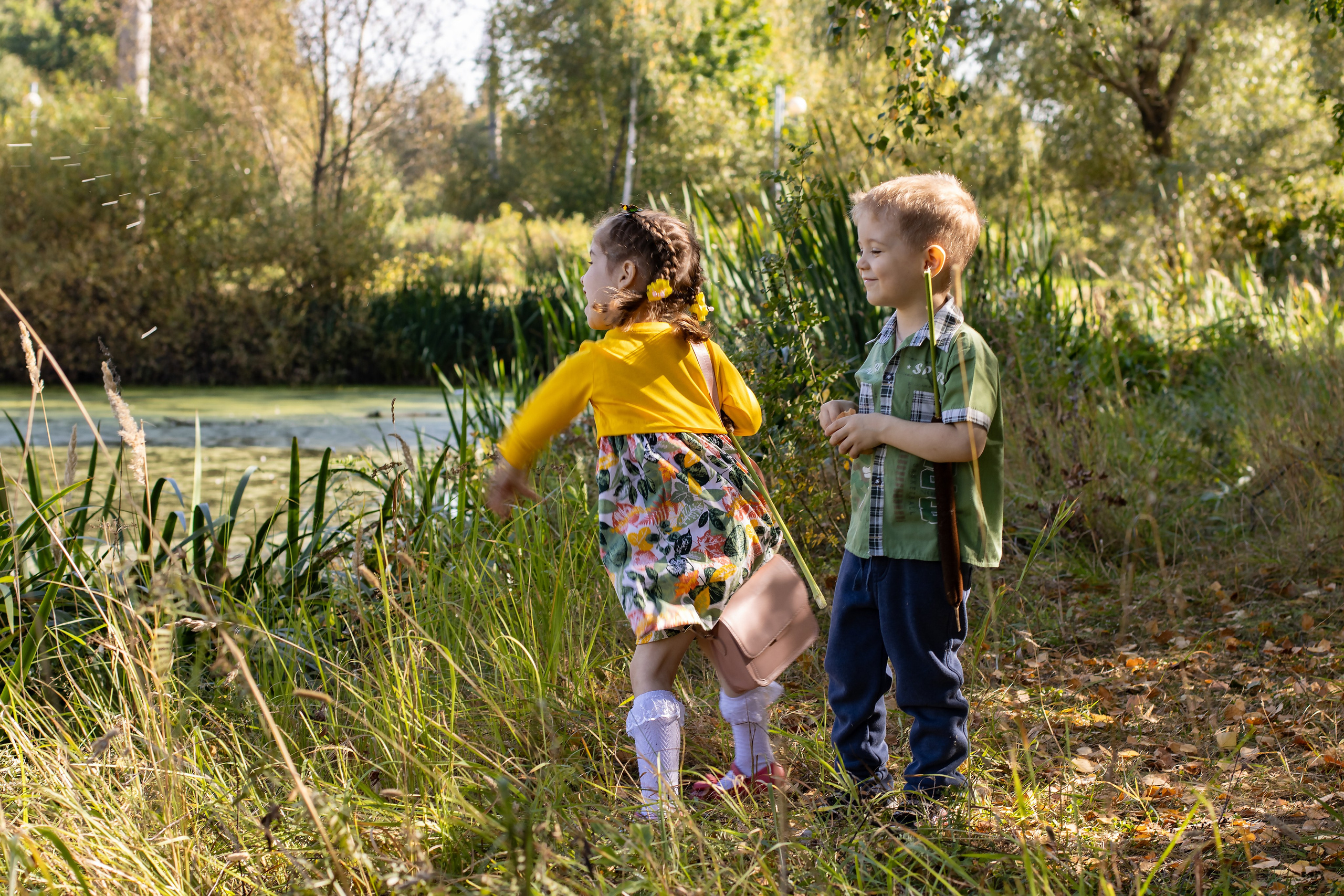 Саша и Маша лесная прогулка. Главная