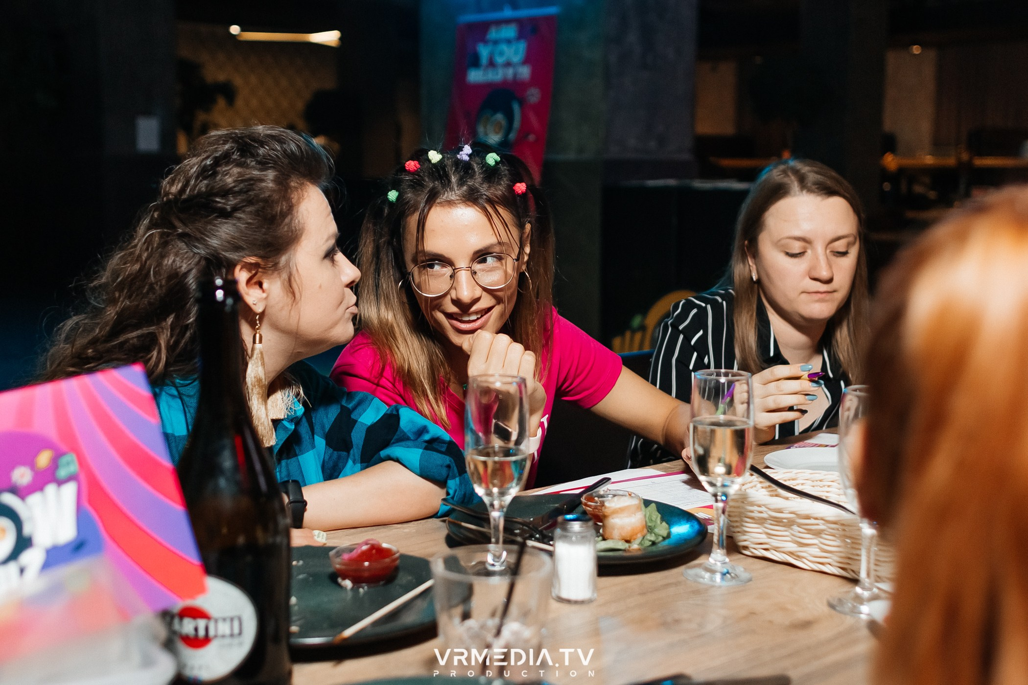 WoW QuiZ в баре «Друзья»