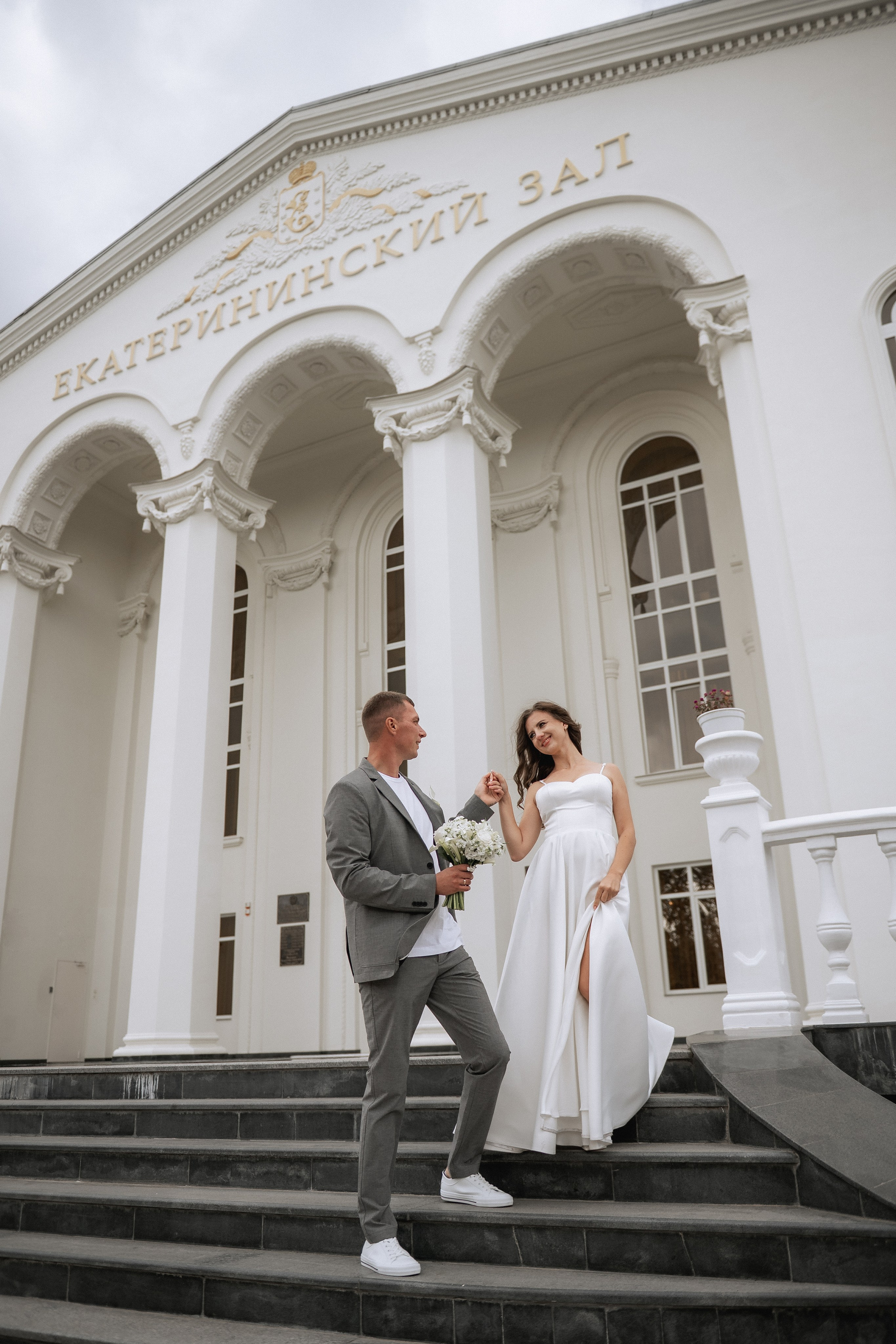 Олеся и Саша. Краснодар. Студия и прогулка. Фотограф Котова Валентина