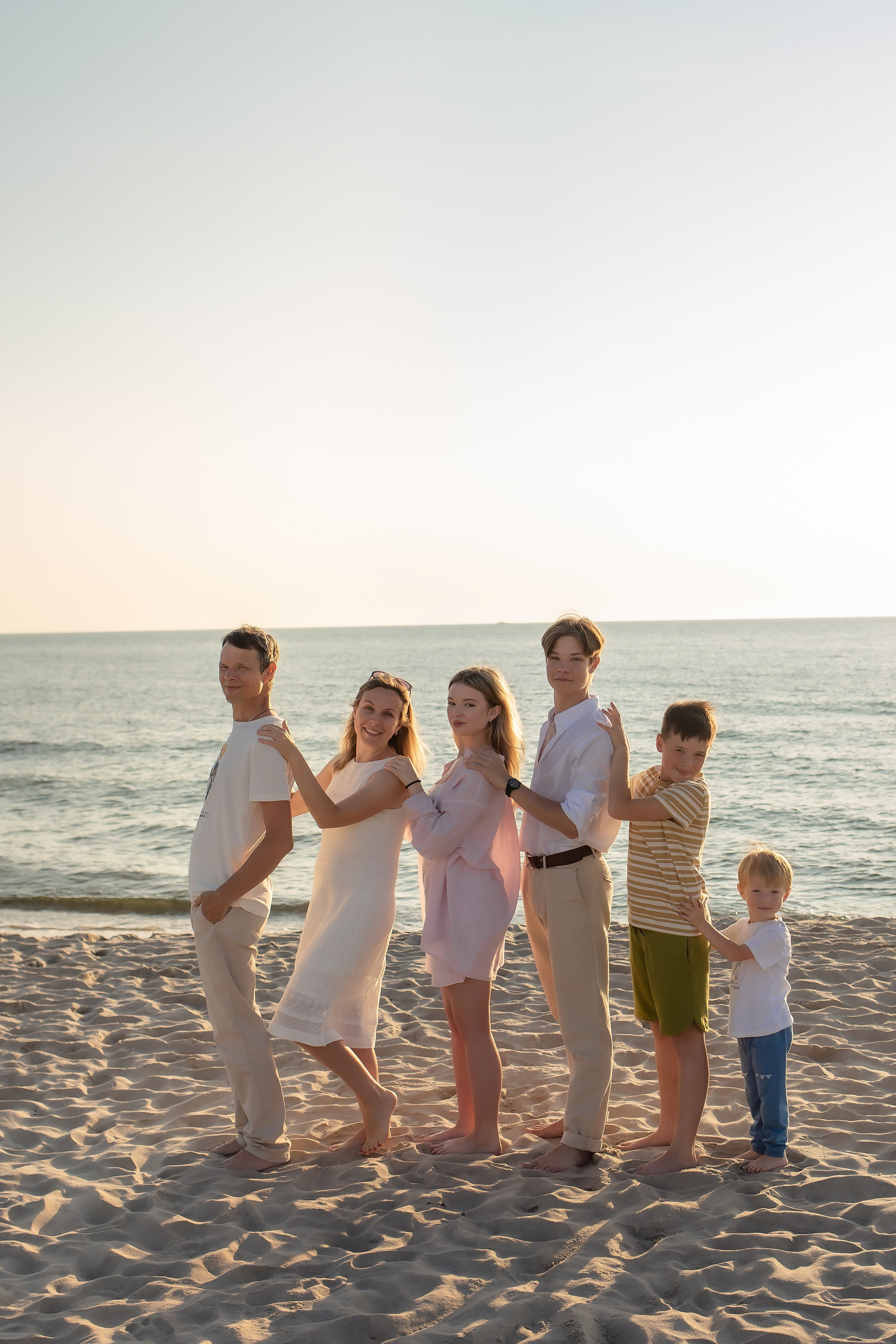 Екатерина и Антон. На закате. Фотограф в Калининграде Решетникова Алина