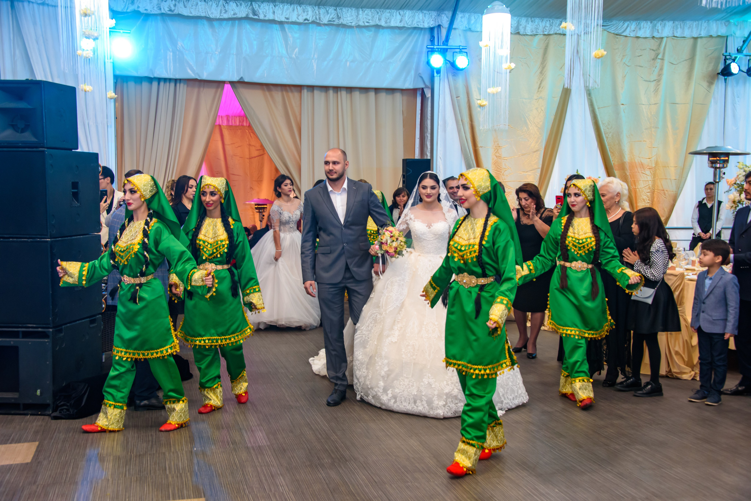 Свадьба. Фотосъёмка. Фотограф Сергей Авдеев-семейный и детский фотограф в Алматы