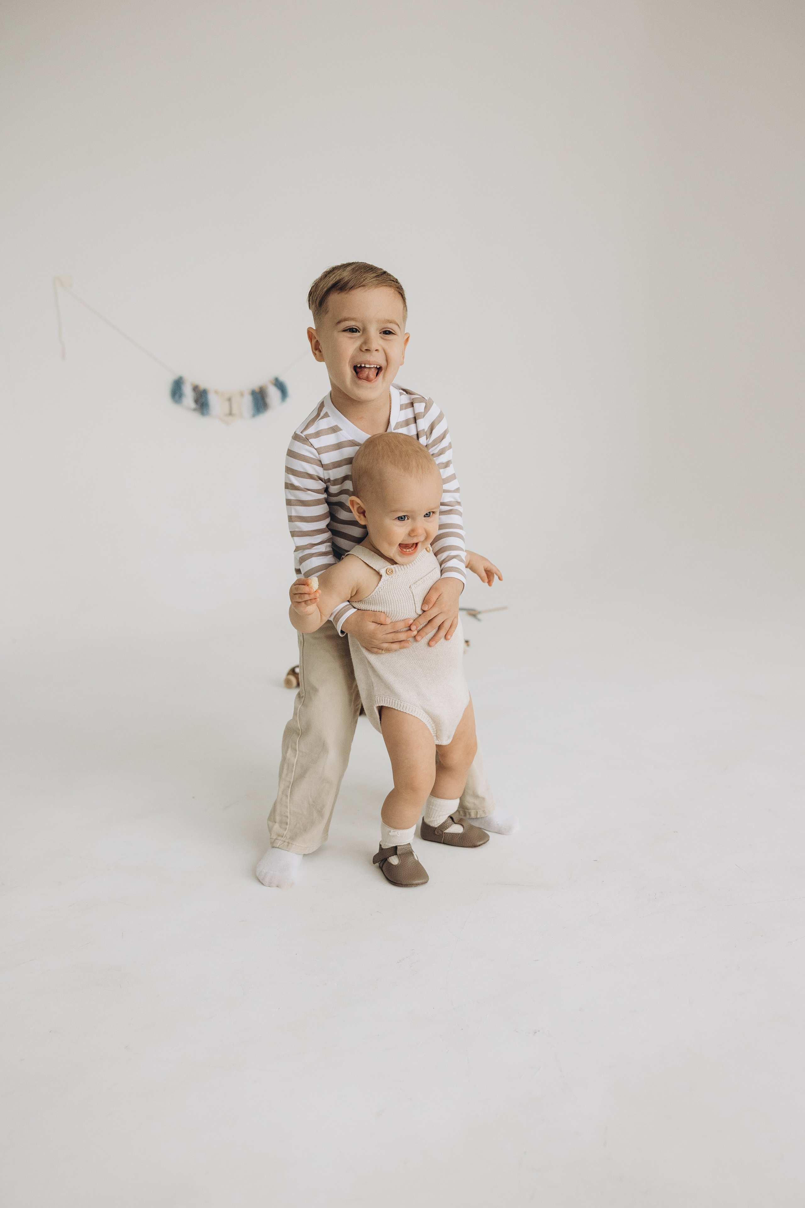 Дарья, Кирилл, Давид и Богдан. Семейный фотограф в Москве Виктория Ястребинская