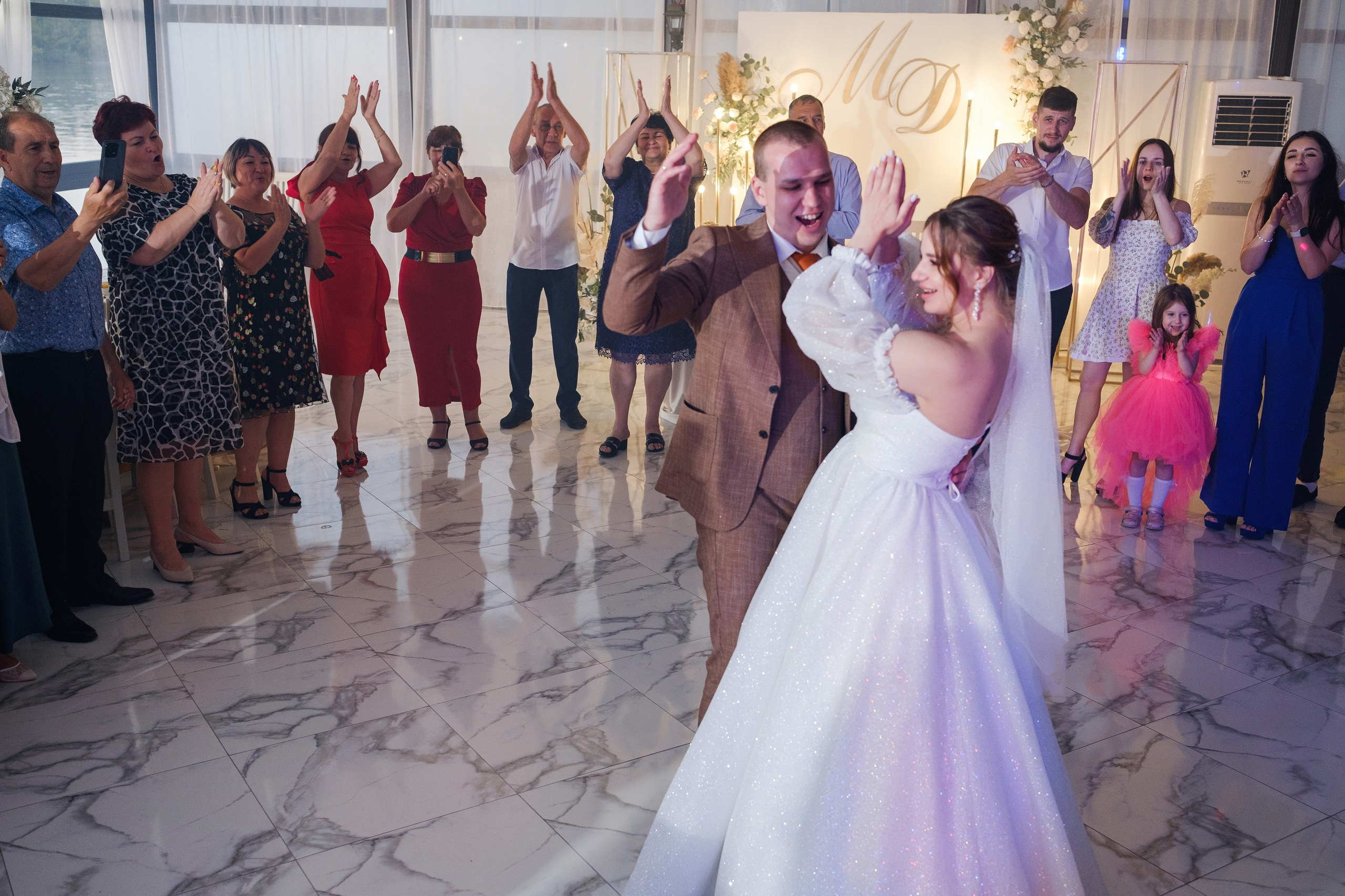 Максим и Дарья. Свадебный фотограф | репортаж | праздники | крещение