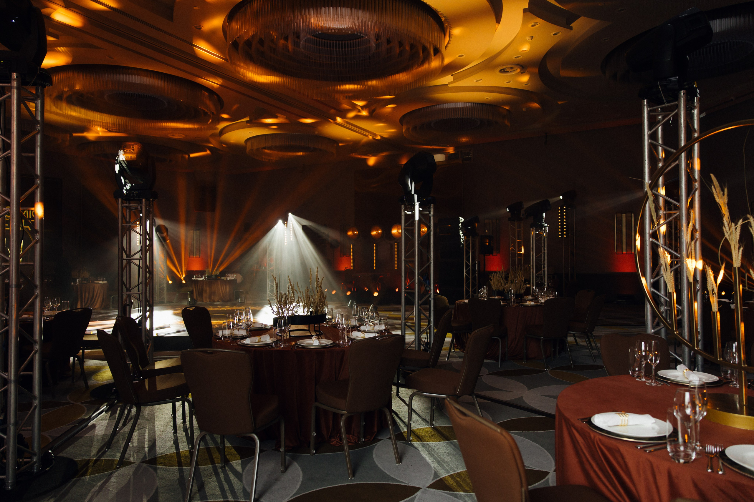 TOBELOVE. Свадебный и семейный фотограф в Краснодаре Роман Моско