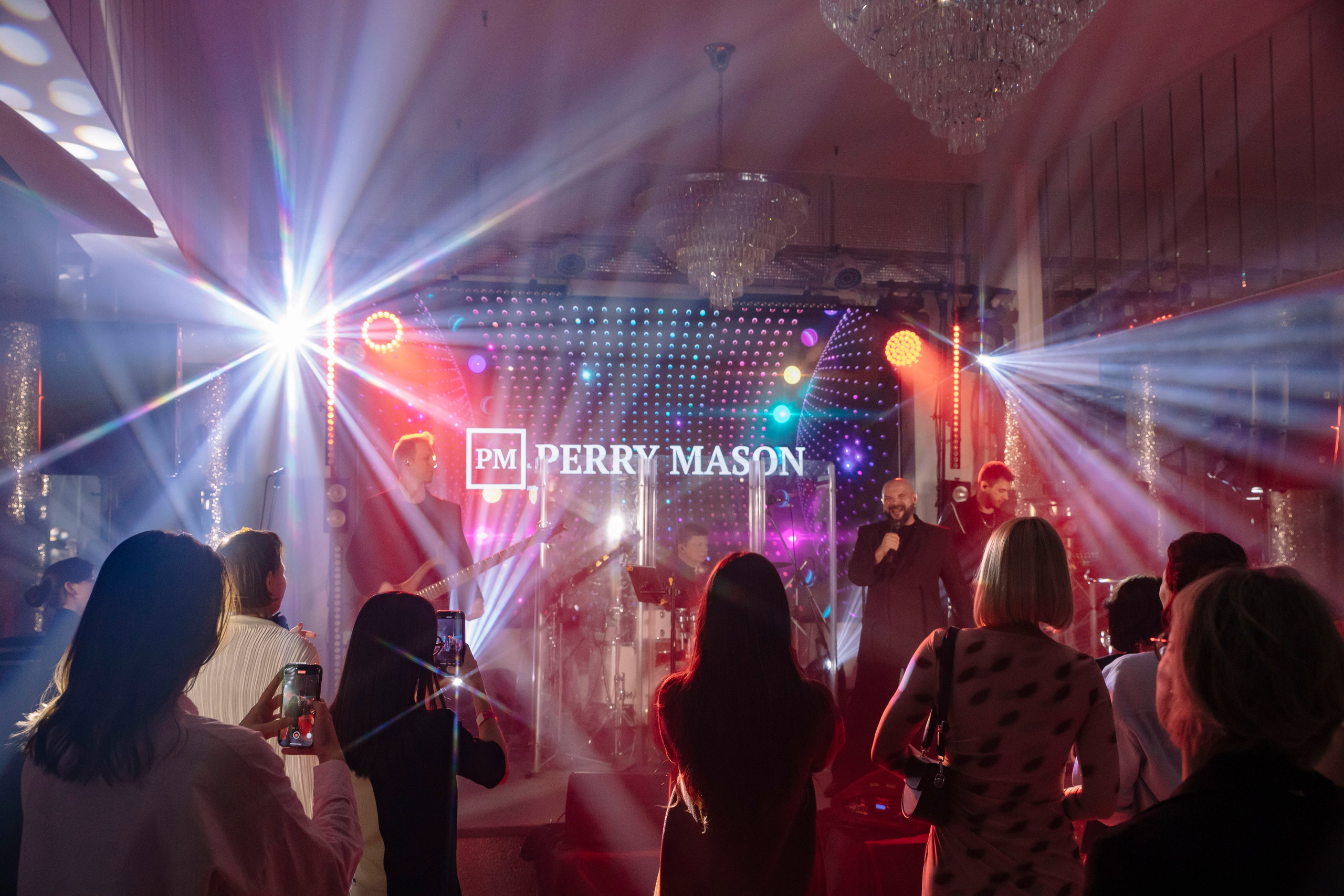 Свидание с La Riva Hall event space. Фотограф в Москве Яна Полосина