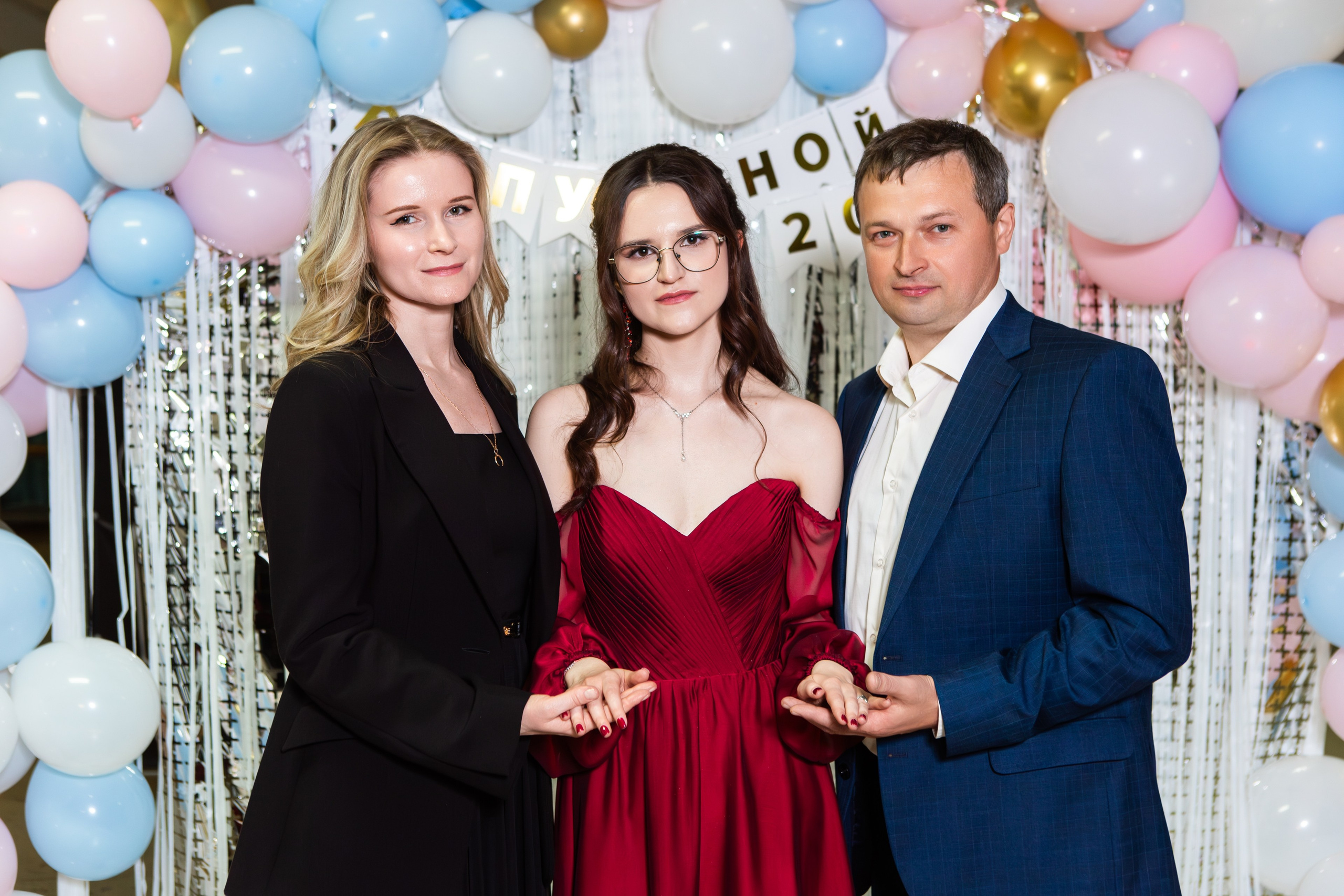 ФОТОСЕССИЯ С РОДИТЕЛЯМИ ВЫПУСКНОЙ 2025 9 ШКОЛА Г.МЦЕНСК. Профессиональный фотограф в Мценске и Орловской области