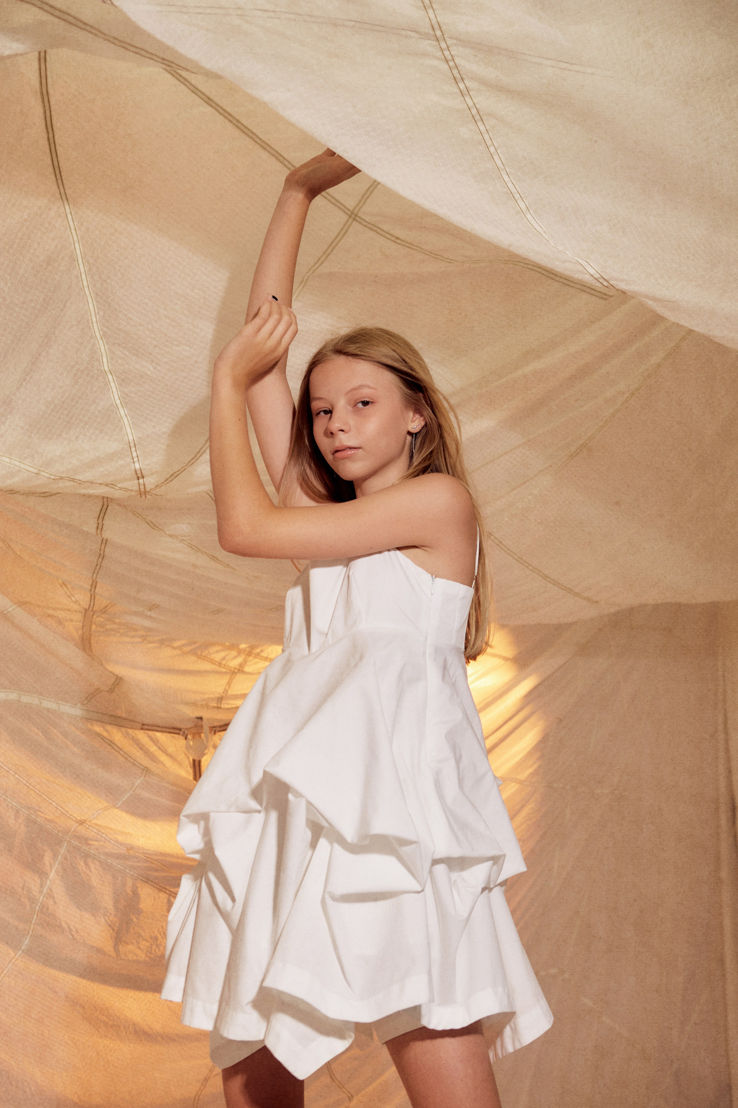 Air Traffic. Efimova Model Agency