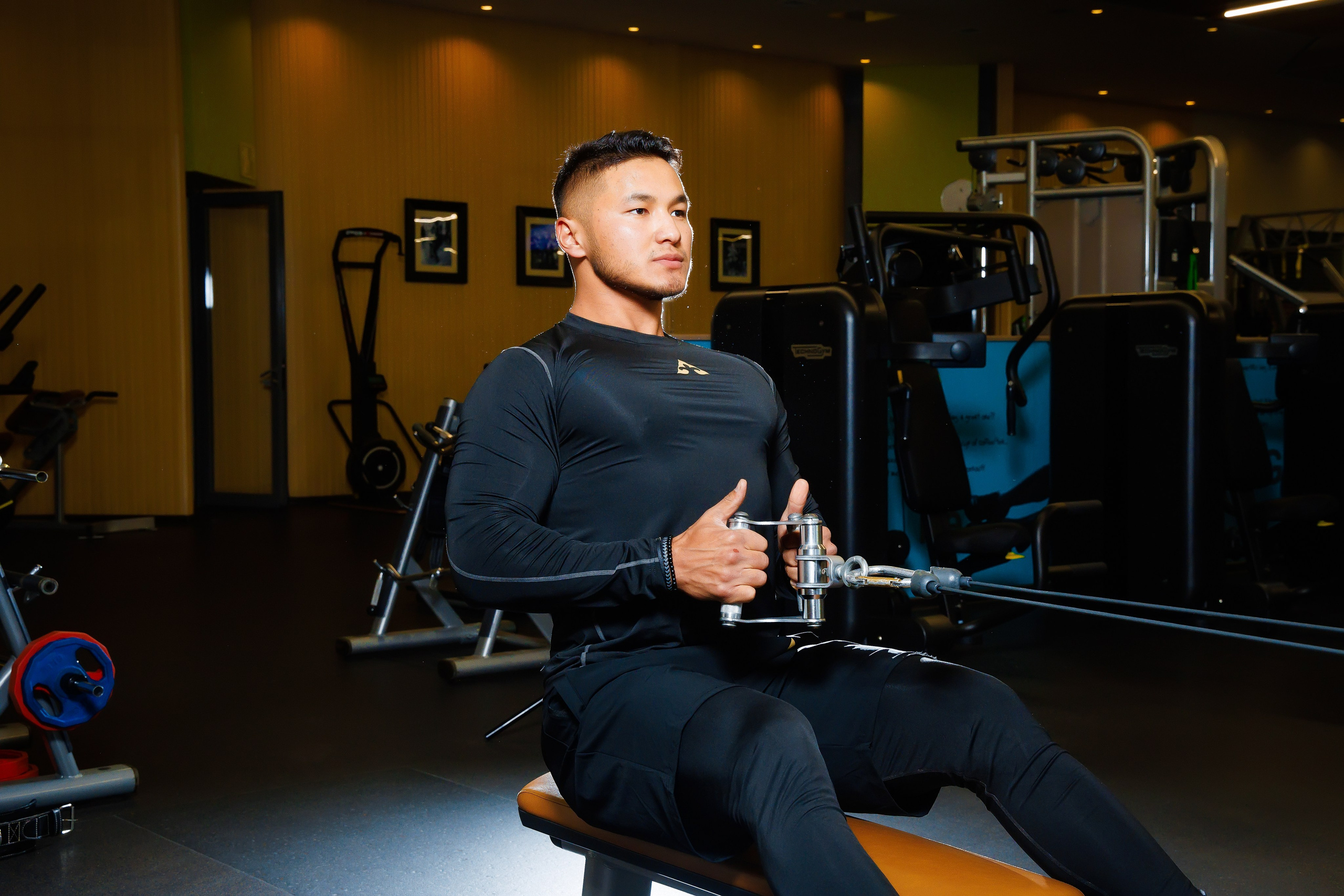 Спорт Зал Fitnespalace. Семейный и Свадебный фотограф в Астане Александр Астапов