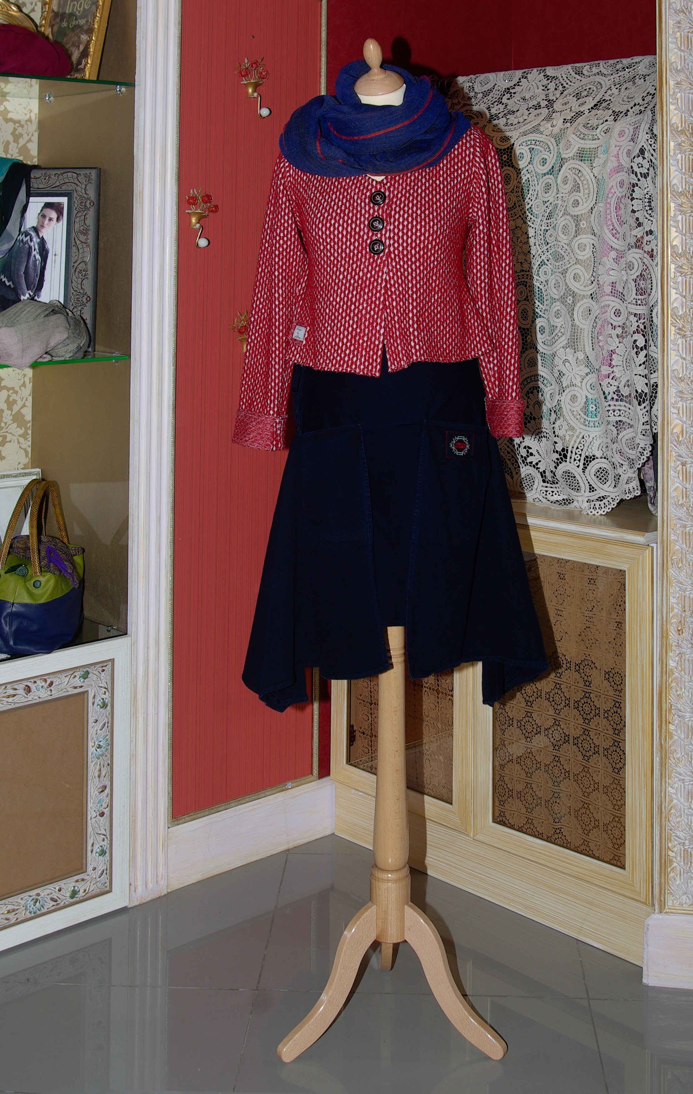 Магазин одежды и тканей. Главная