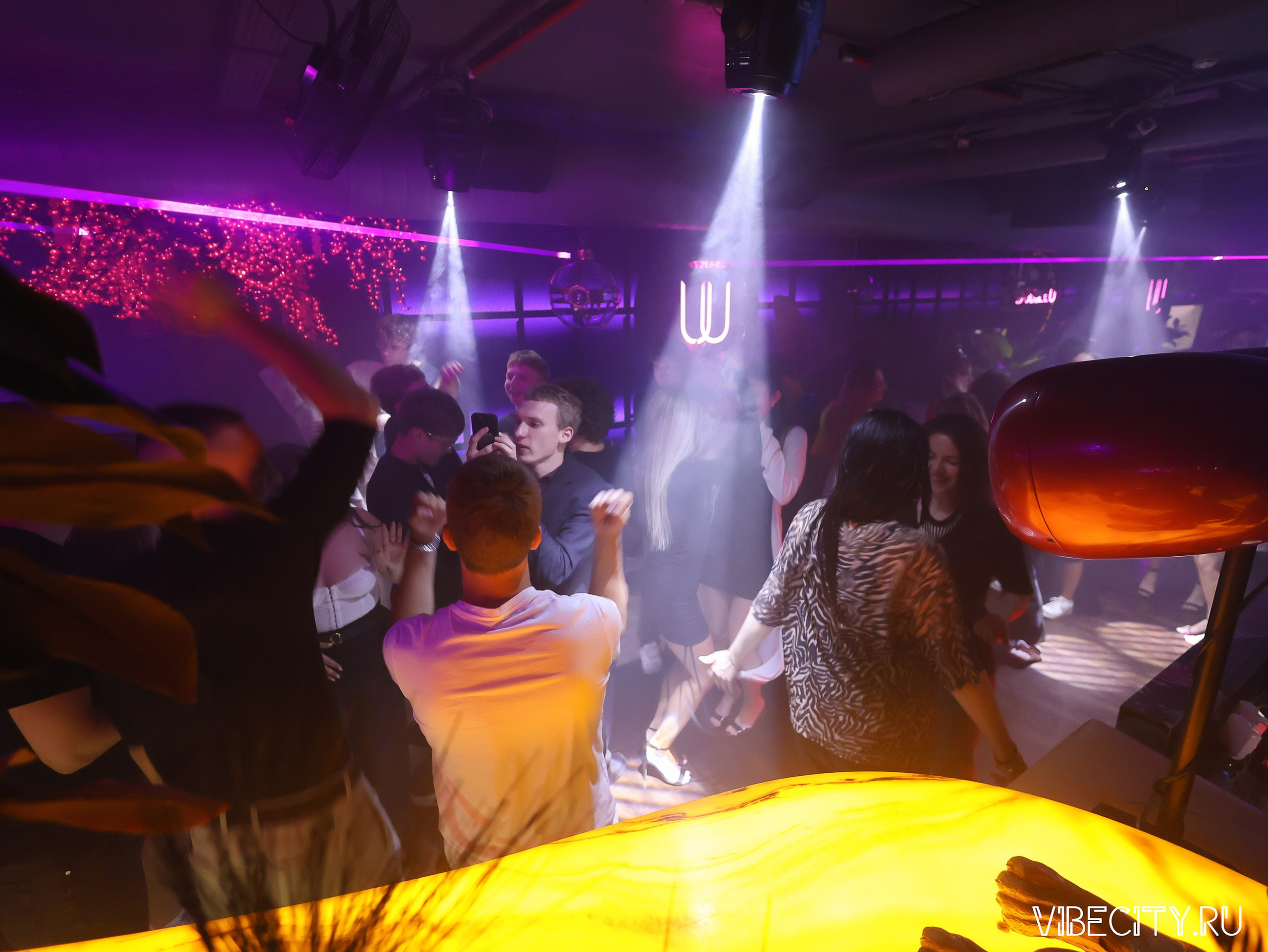 DOUBLE U. VIBECITY.RU Вайб Сити Ру Фоторепортажи Фотоотчеты Калининград