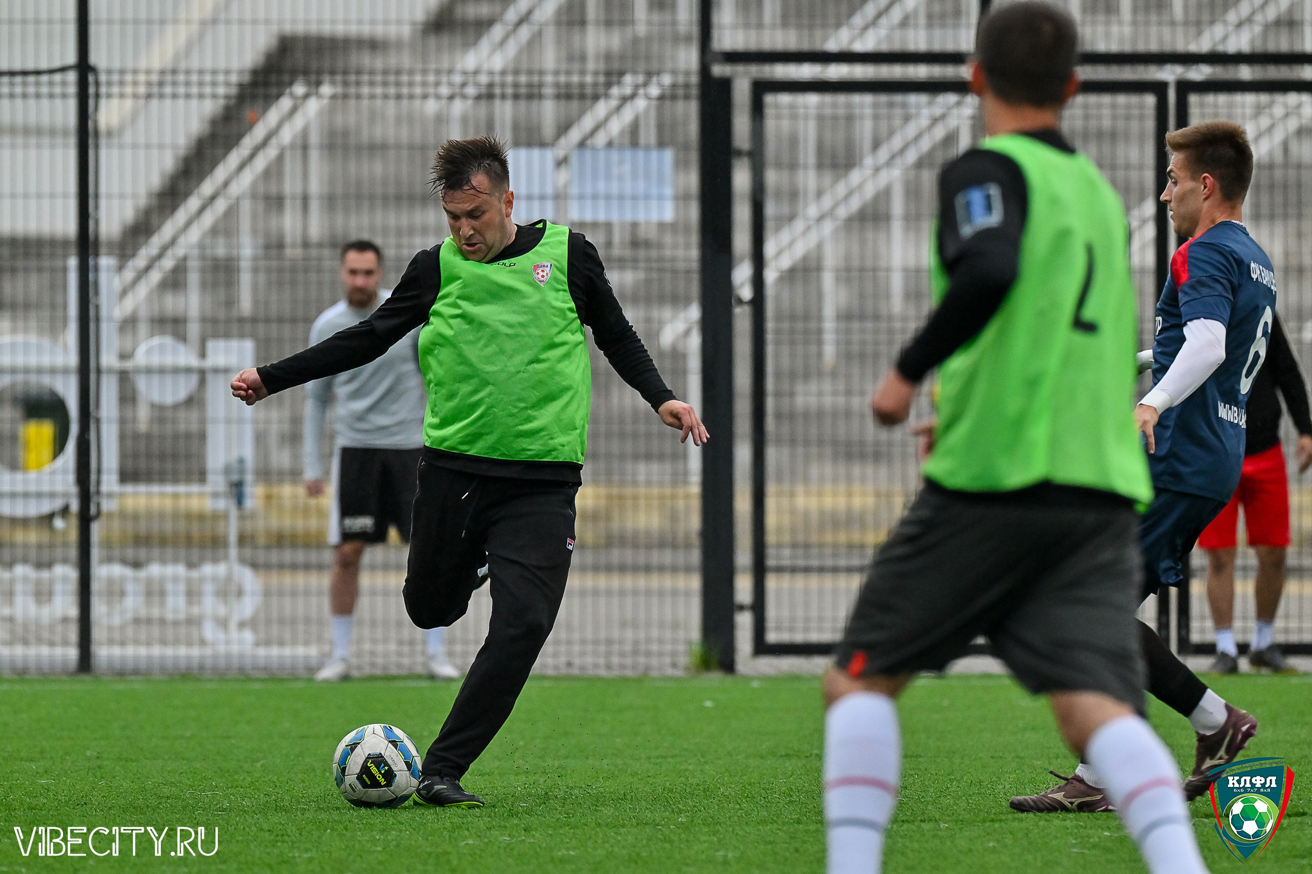 ФИНАЛЬНЫЕ МАТЧИ ПЛЕЙ-ОФФ XXl ЛЕТНЕГО КУБКА КАЛИНИНГРАДСКОЙ ЛФЛ. VIBECITY.RU Вайб Сити Ру Фоторепортажи Фотоотчеты Калининград