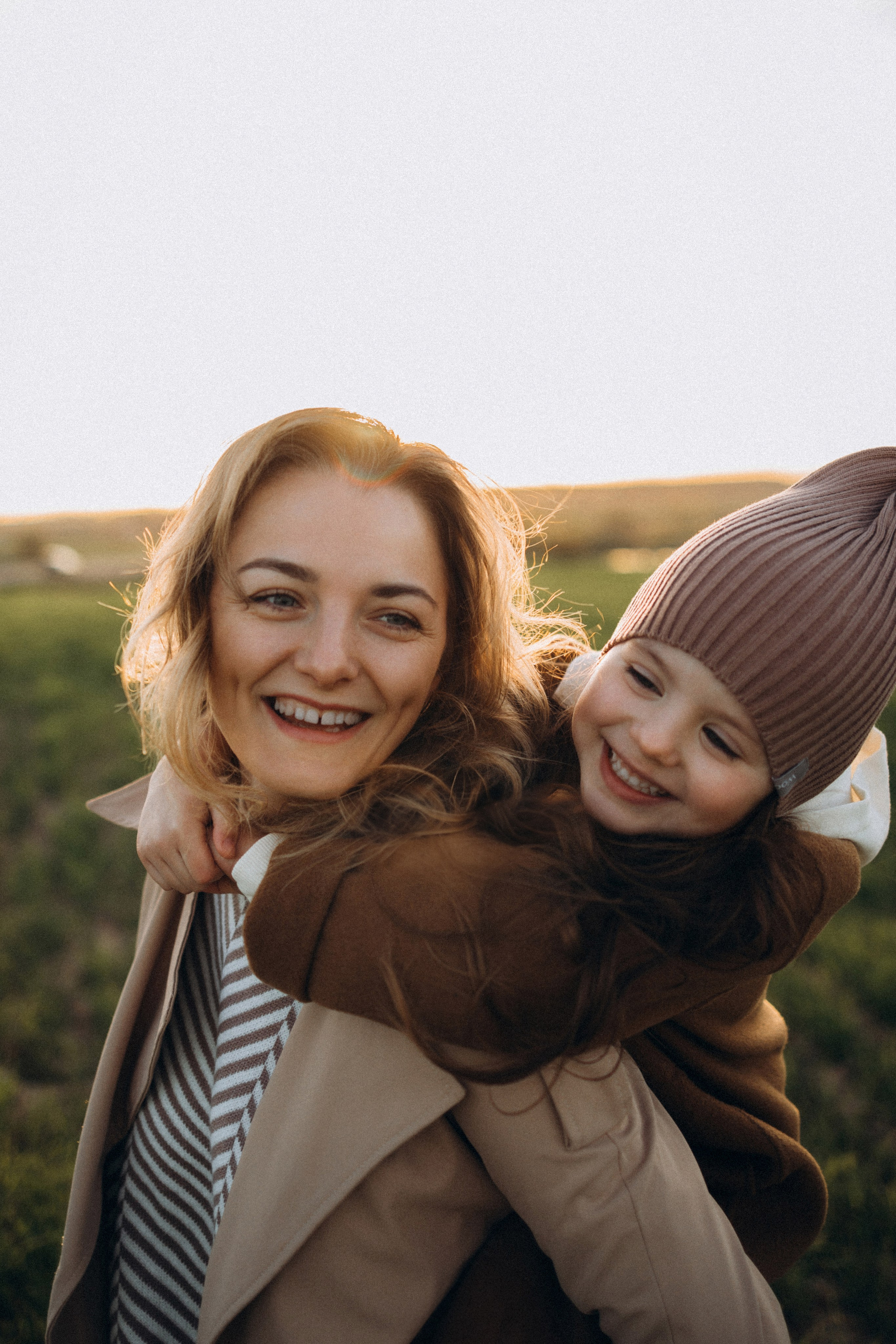 София и Диана (весна). Фотограф Елена Рябцева