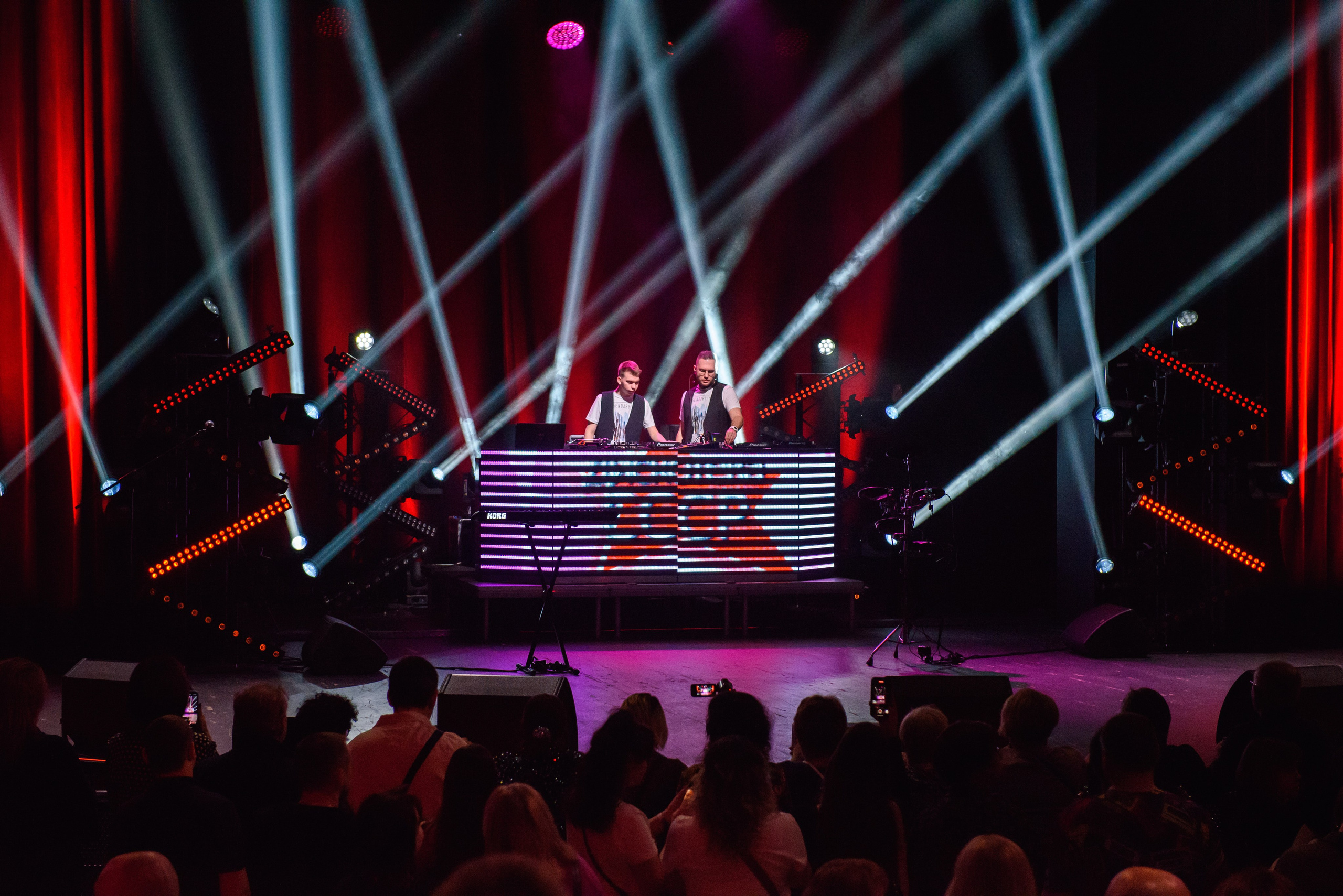 Дискотека СССР. «Сладкий сон» и Сергей Васюта — «Имена на все времена». Бренд-фотограф для экспертов и блогеров в Москве Влада Горбовская