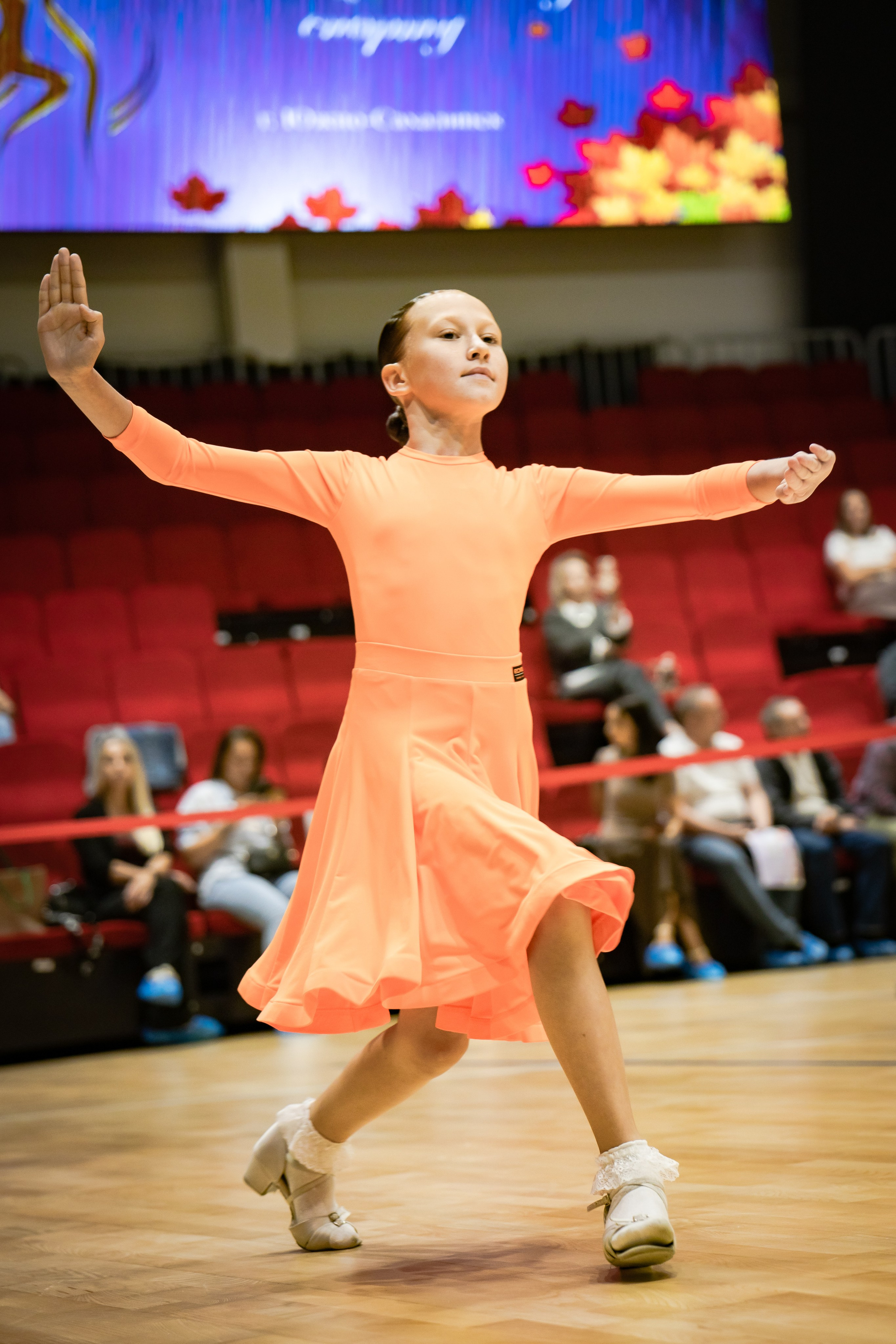 Региональный турнир по танц. спорту. Фотограф. г. Южно-Сахалинск. Олег Толстов