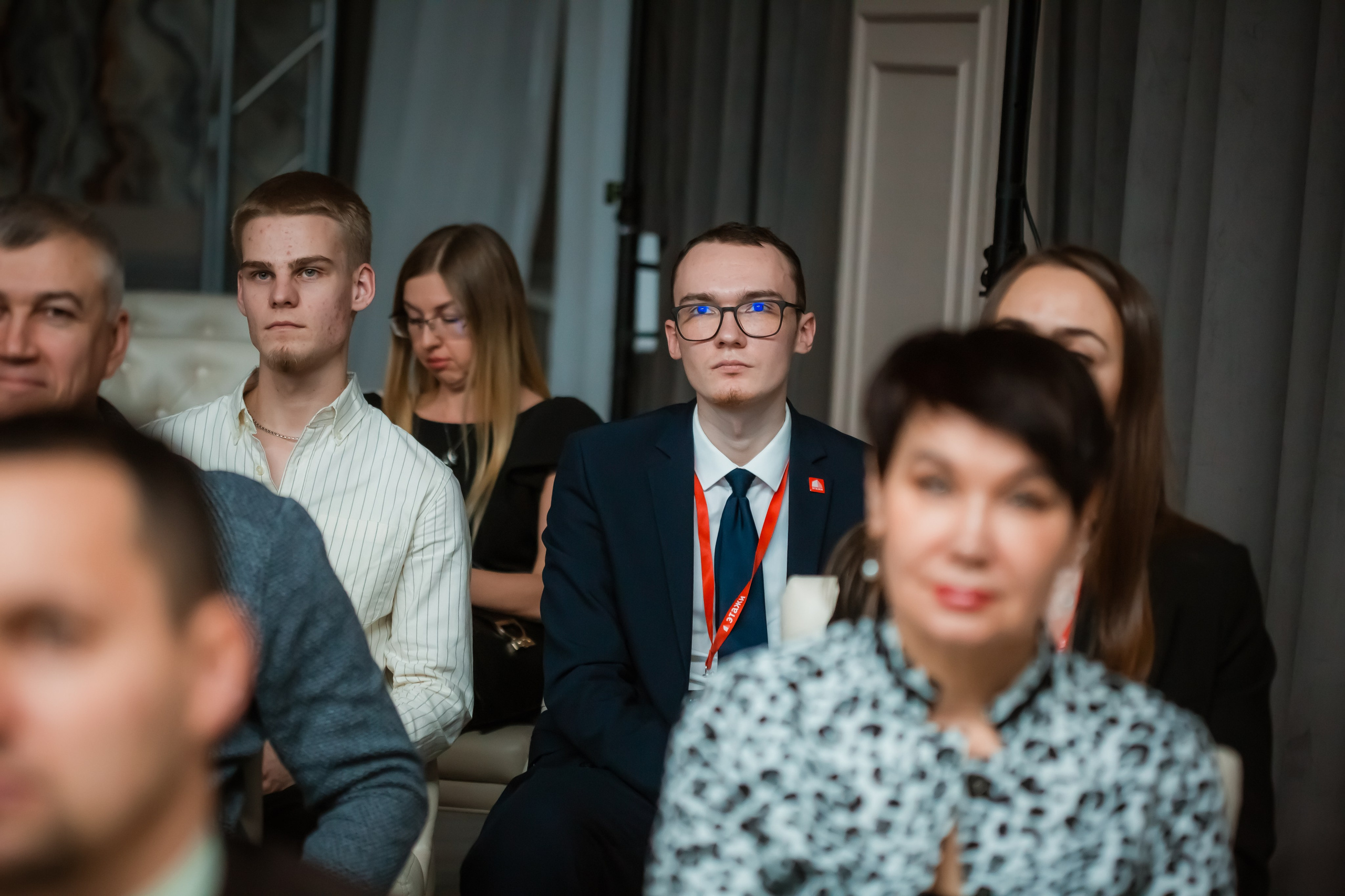 Этажи — подведение итогов 2023. Репортажный фотограф Василий Сазонов в Нижневартовске