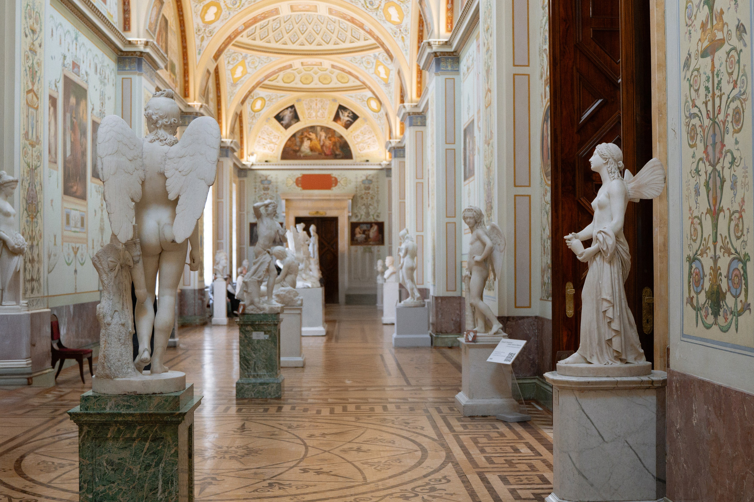 Любовь в Эрмитаже. Свадебный фотограф в Уфе Лилия Сова