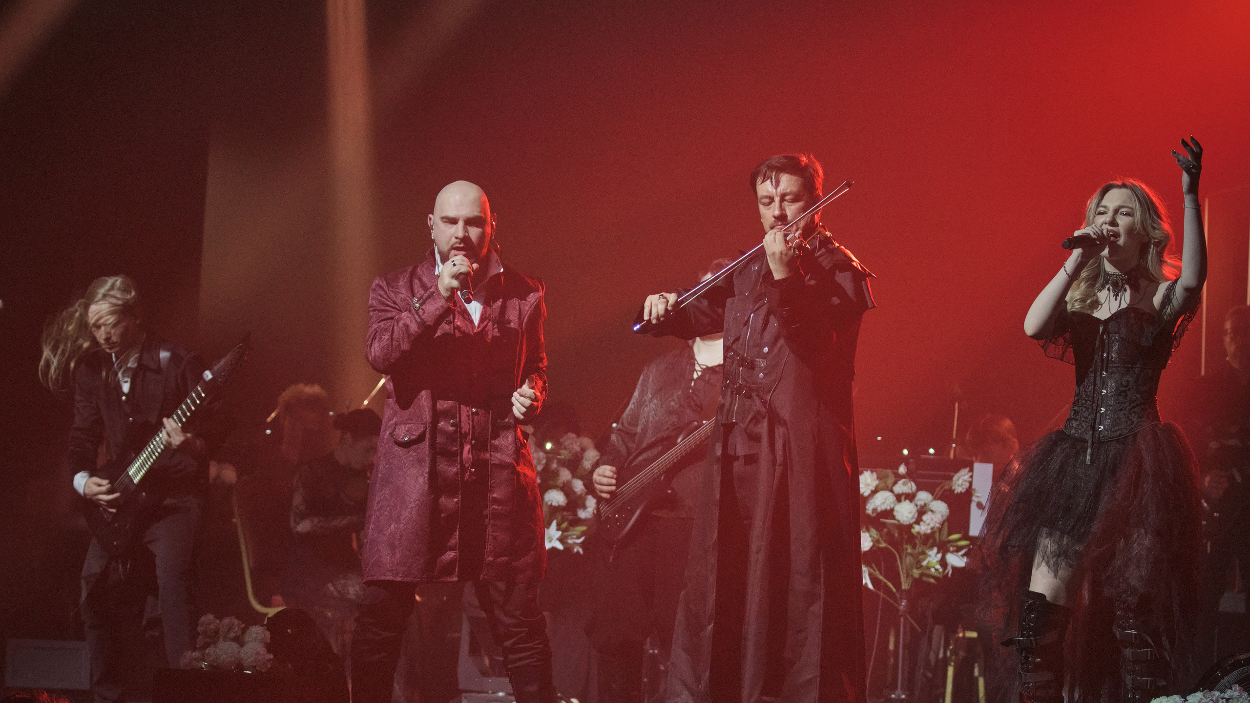 Saphath с симф.оркестром. Фотограф. г. Южно-Сахалинск. Олег Толстов