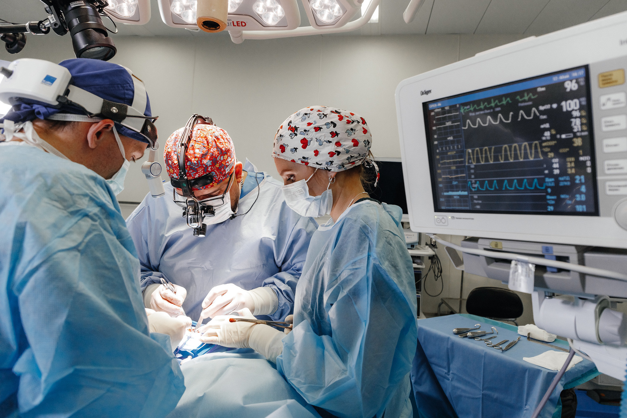 Фотосъемка медицинского назначения. Фотограф Сергей Наставник. Рекламная фотосъемка любой сложности