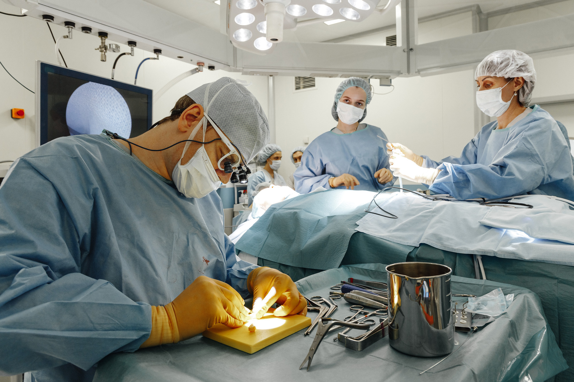 работа пластического хирурга в частной больнице