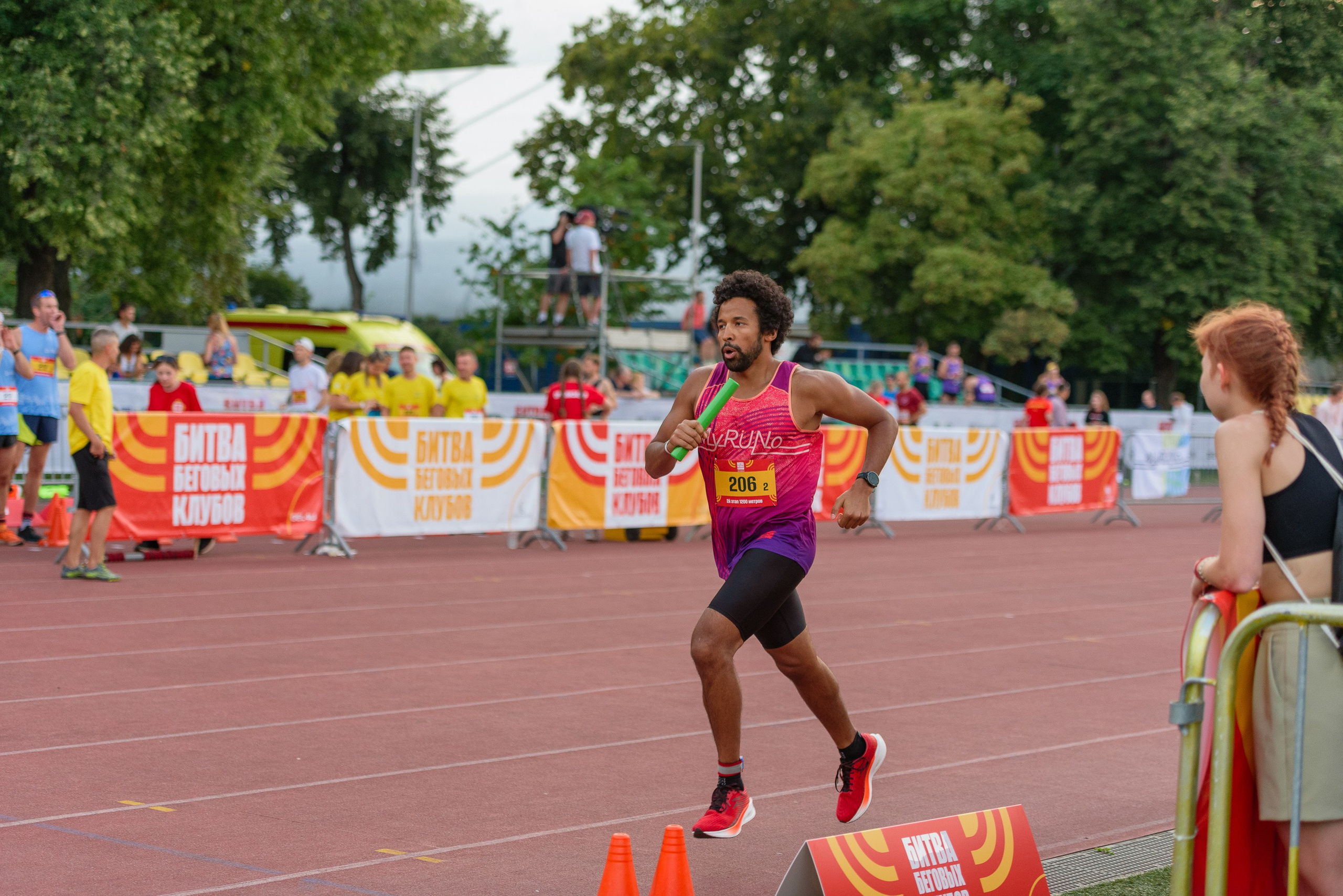 Битва беговых клубов. Репортажный фотограф Сергей Квартальнов