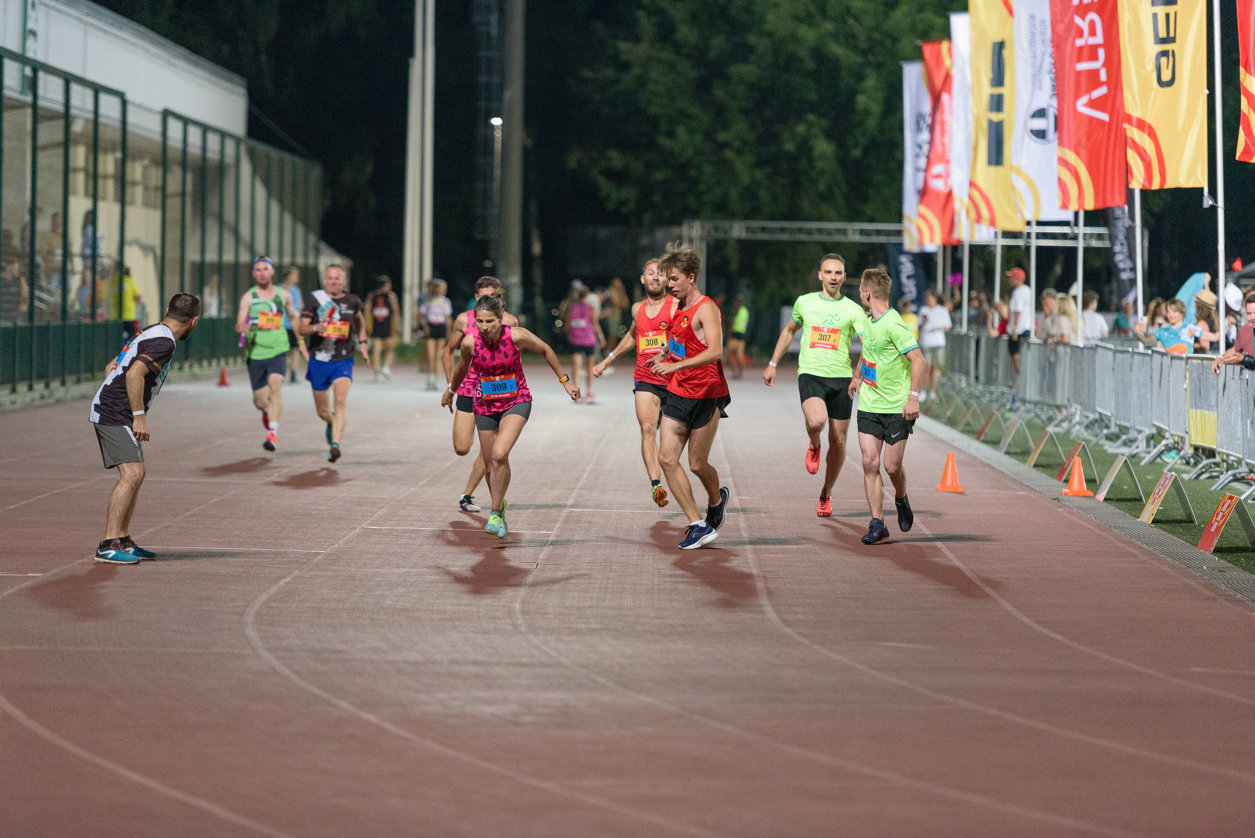 Битва беговых клубов. Репортажный фотограф Сергей Квартальнов