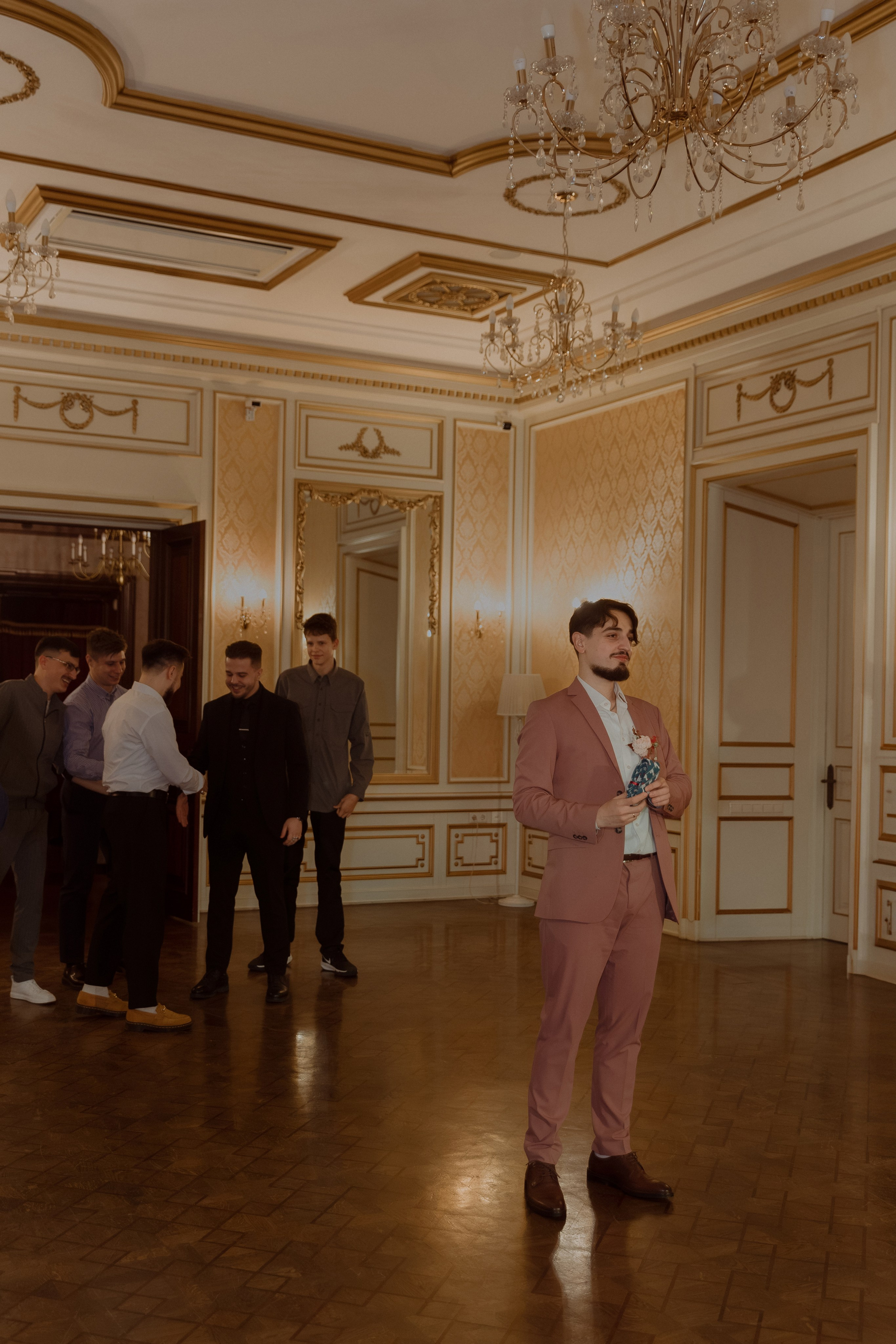 Welcome back to your own dinner party. Фотограф Лия Козловская Минск