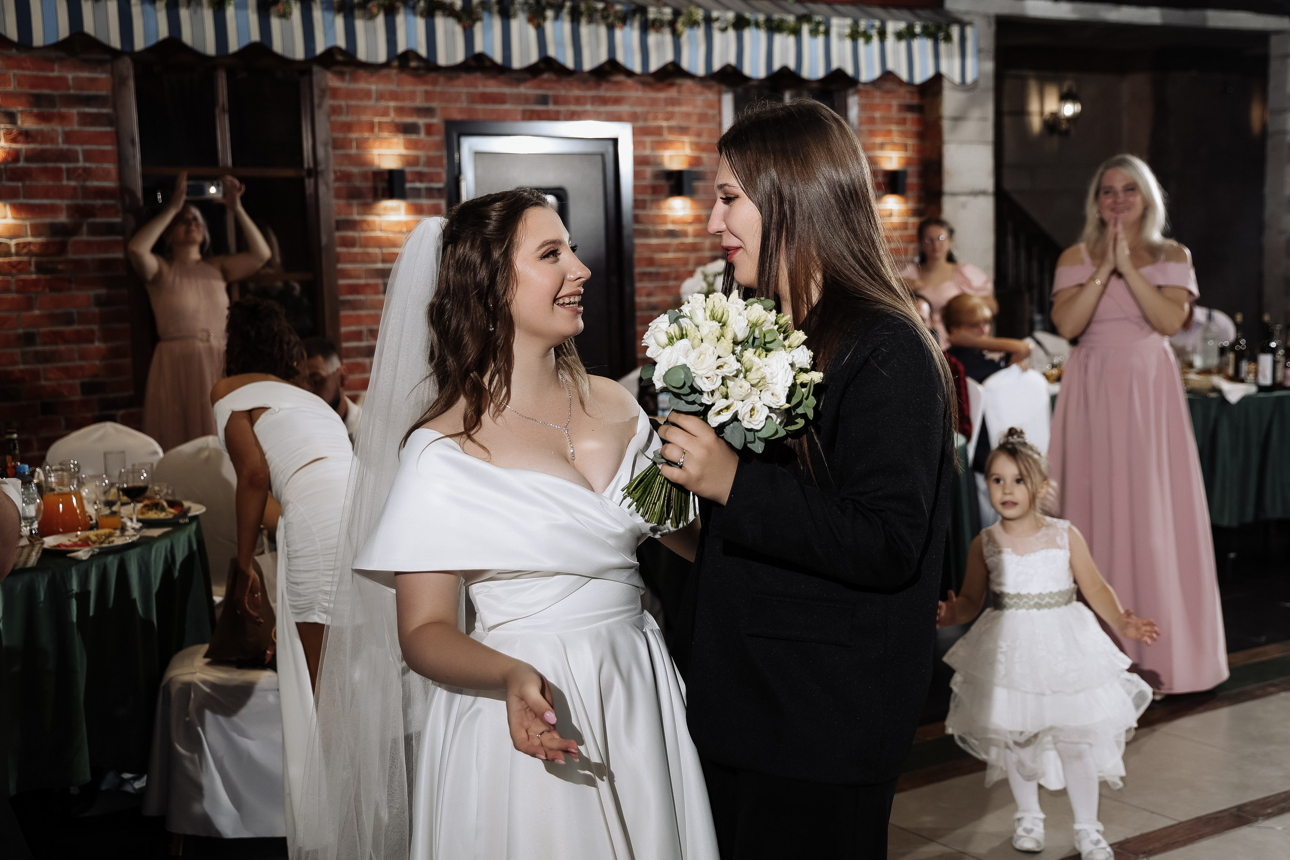 Виктория & Владимир. Свадебный фотограф в Омске Игорь Нестеров