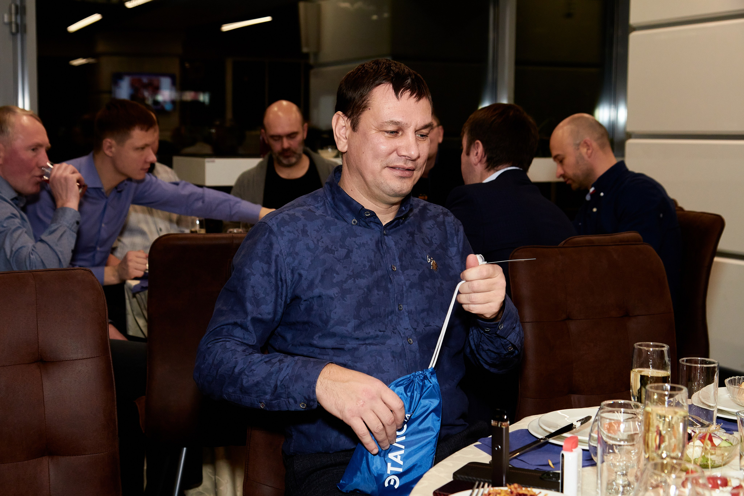 Новогодние корпоративы. Предметный и репортажный фотограф Алексей Кротов