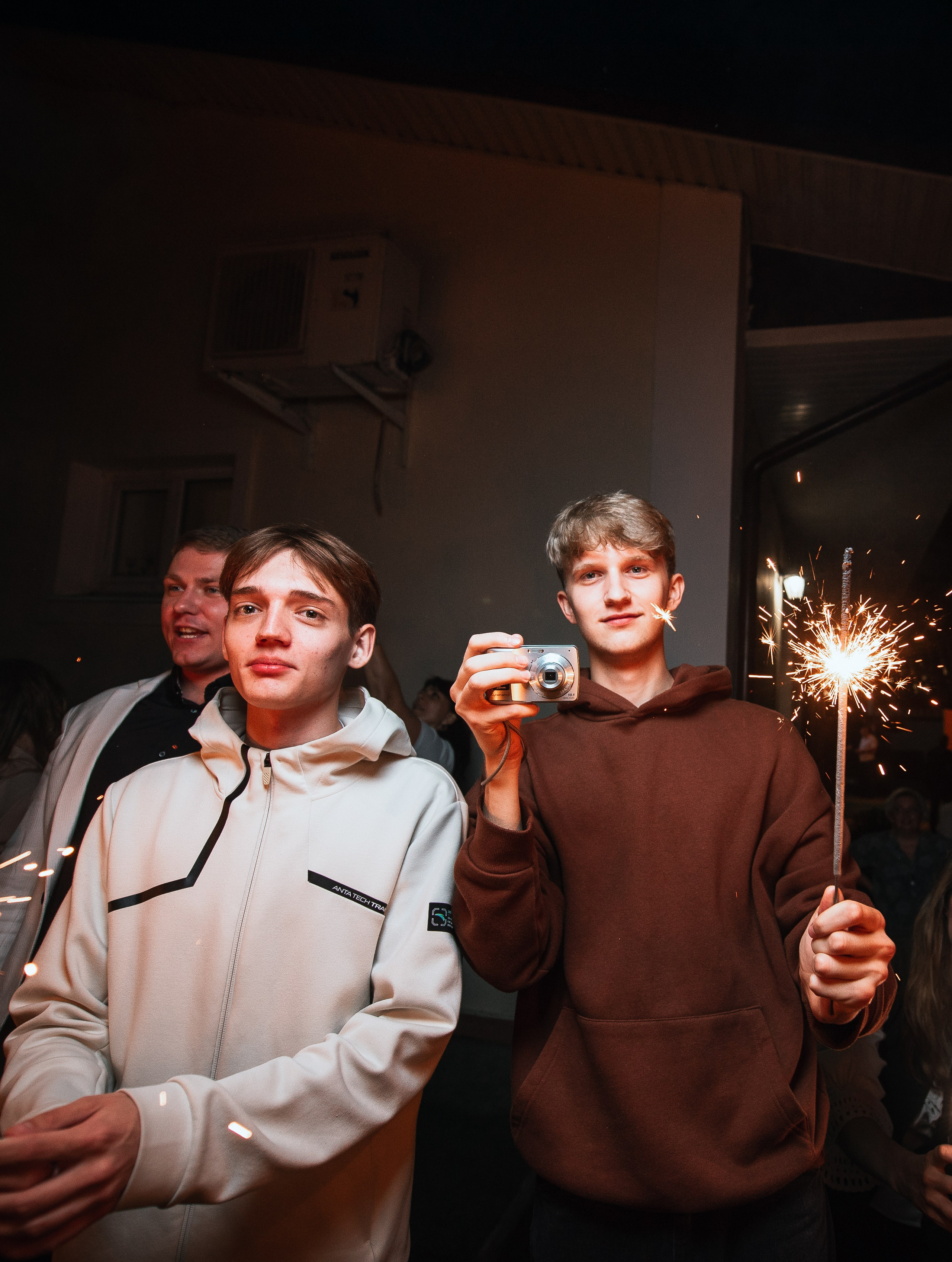 Выпускные школ. Свадебный и репортажный фотограф