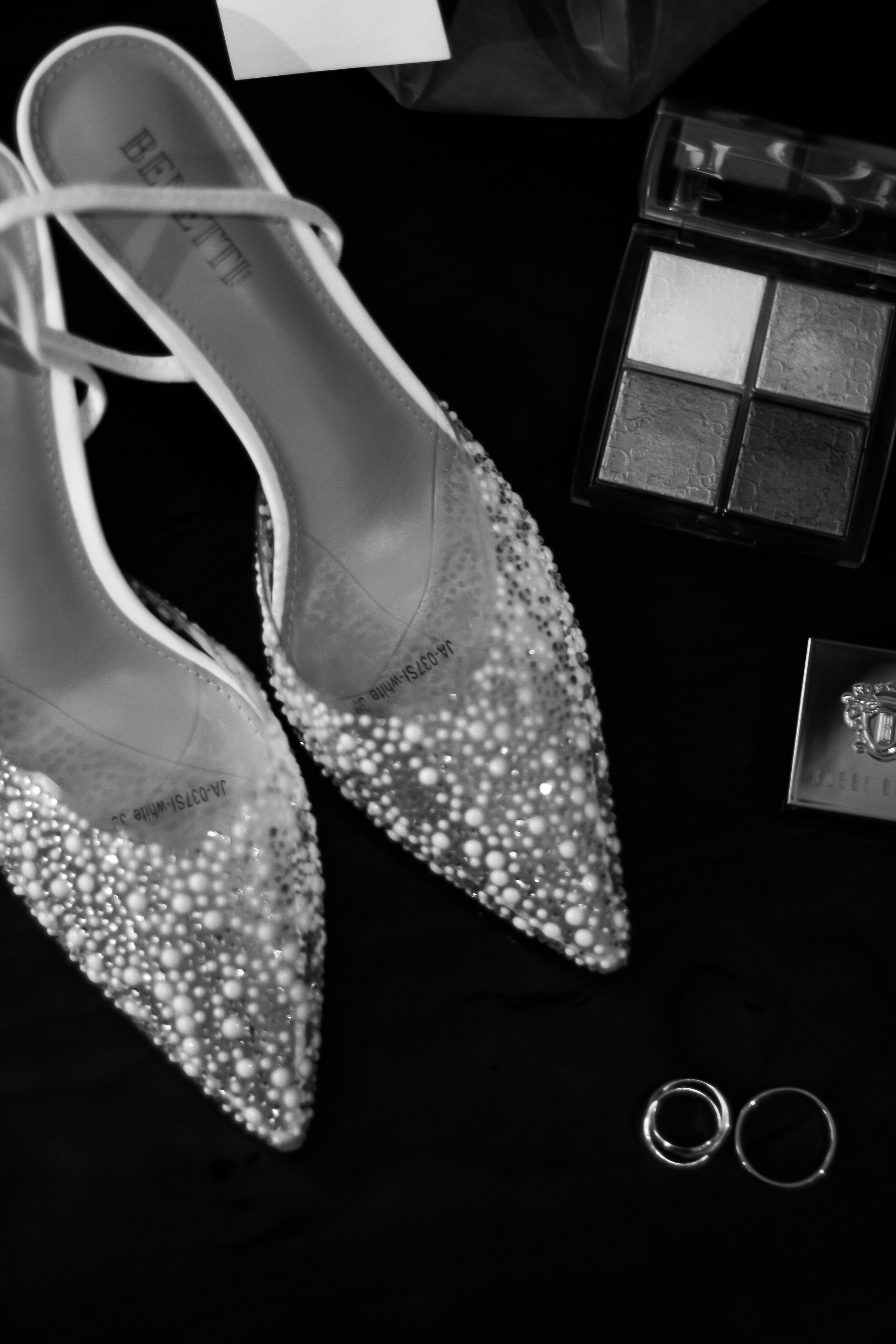 Свадебная история Олеси и Никиты. Семейный фотодуэт Ирина и Николай Власьевы. Фотосессии в Новосибирске