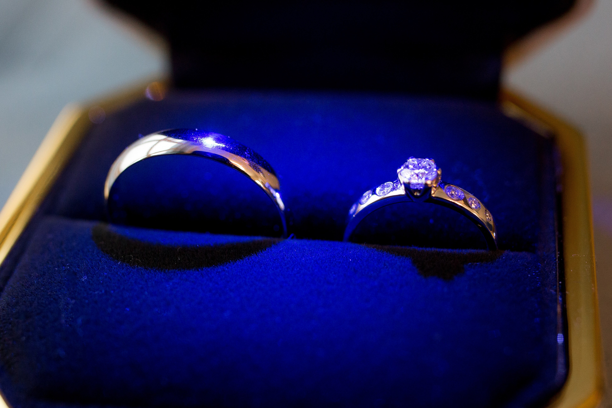 Максим и Виктория. Репортажный Фотограф в Москве Юра Гушан