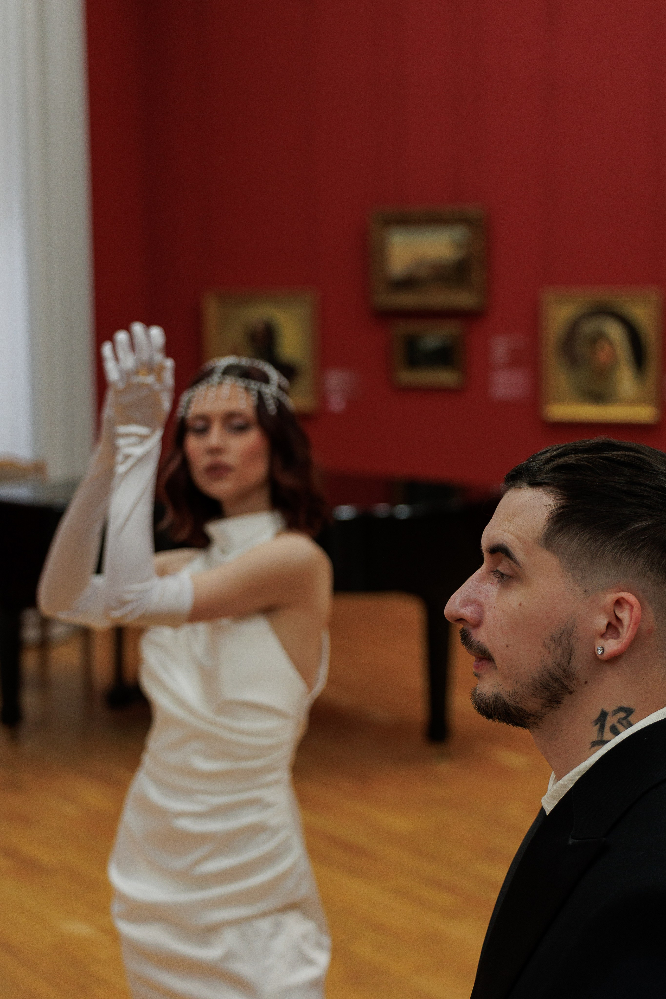 В художественной галерее. Фотограф в Новосибирске Александра Сапожникова @rruprrup