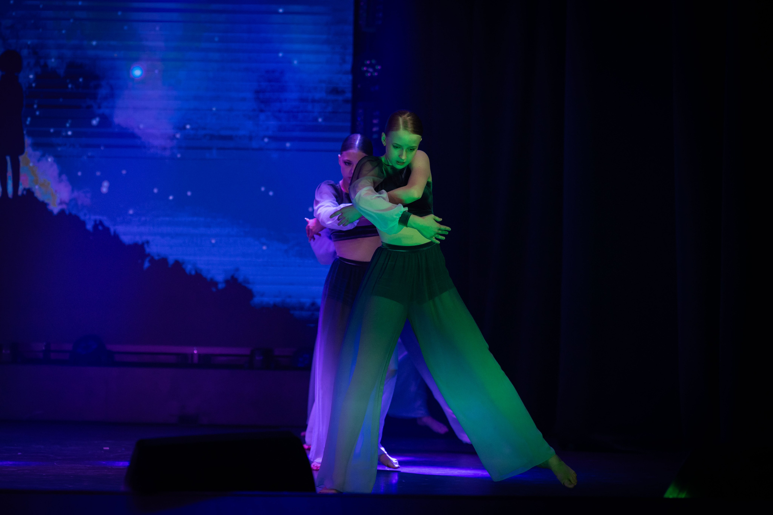 Дк Воровского отчетный концерт. Семейный и детский фотограф Анна Петракова