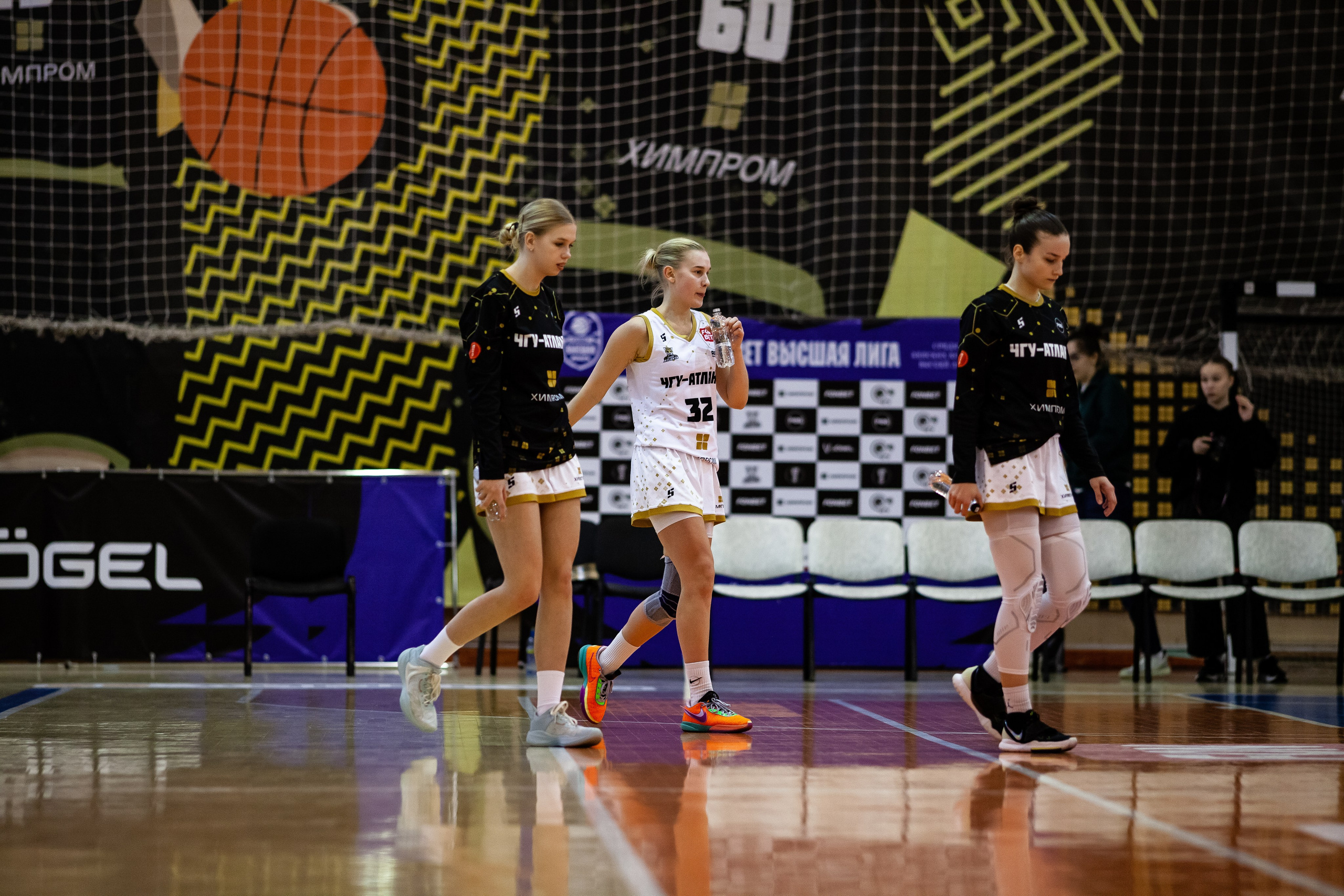 ЧГУ-Атланта — Юность 2 игра. Фотография