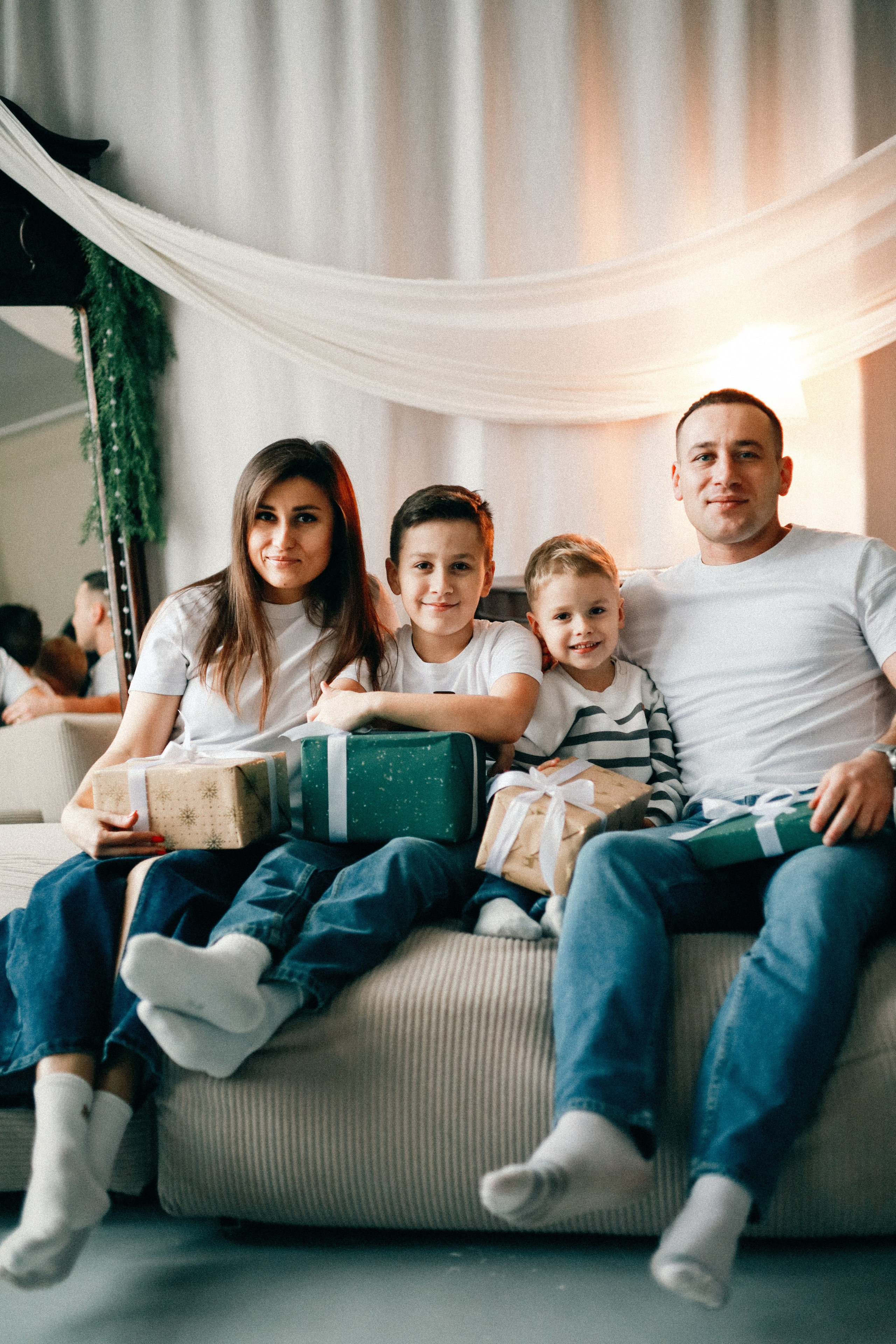 Катя, Витя, Никита и Платоша. Фотограф София Комкина