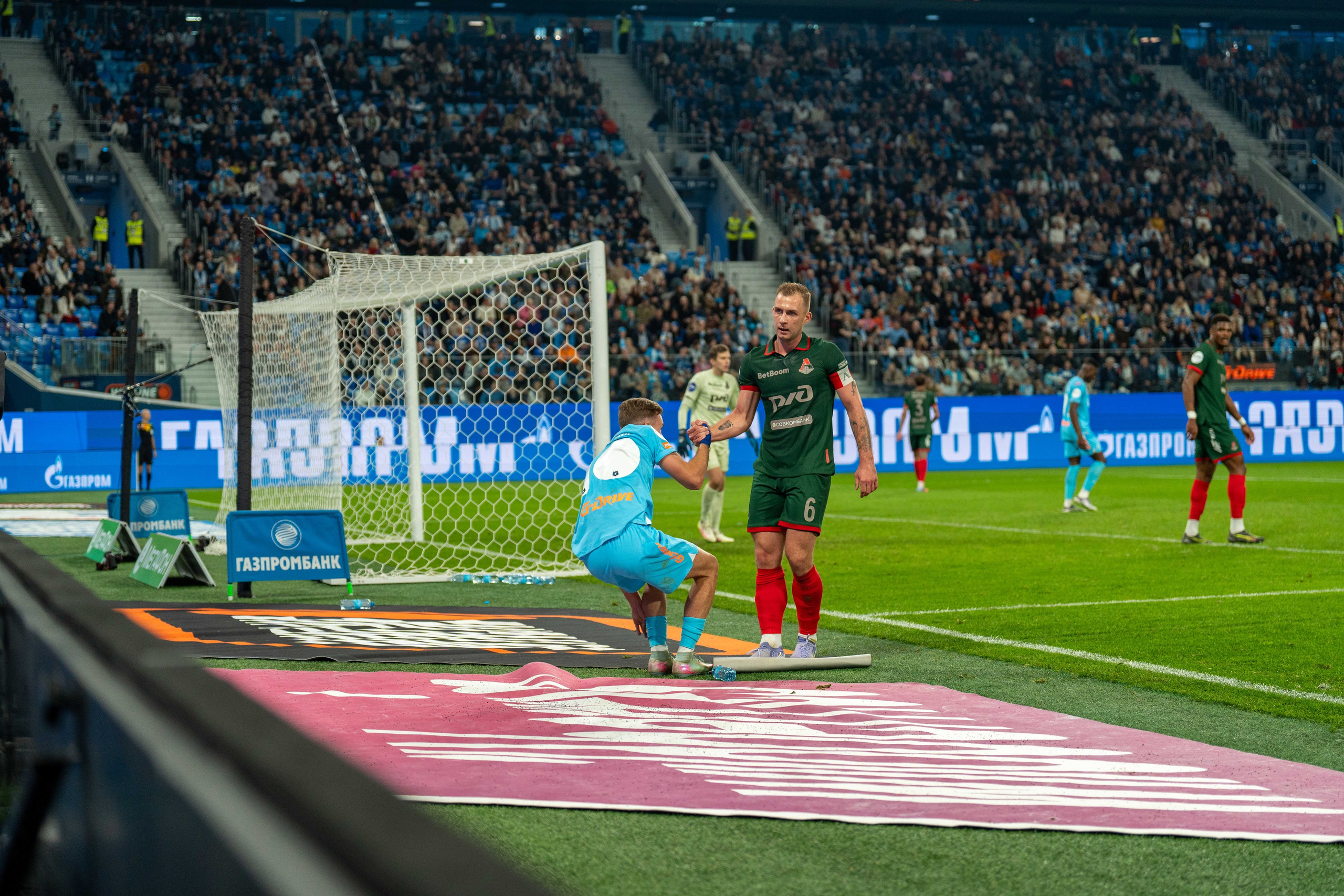 Зенит — Локомотив: фотогалерея 14-го тура РПЛ на Газпром Арене | Антон Гауф. Спортивный фотограф в Санкт-Петербурге | Антон Гауф