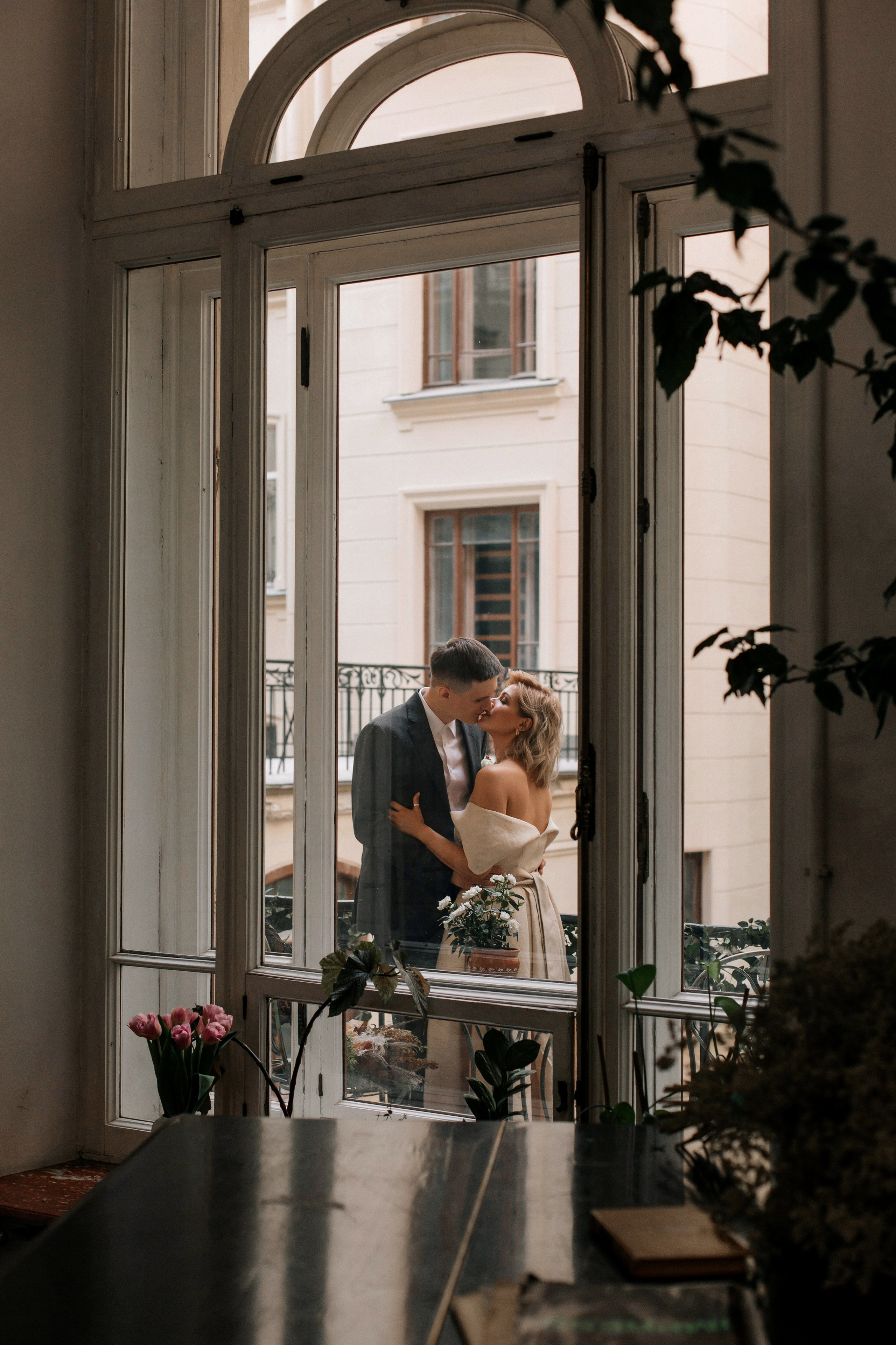 Свадьба для двоих с прогулкой в Выборге. Свадебный фотограф в Санкт-Петербурге Вика Стукачева