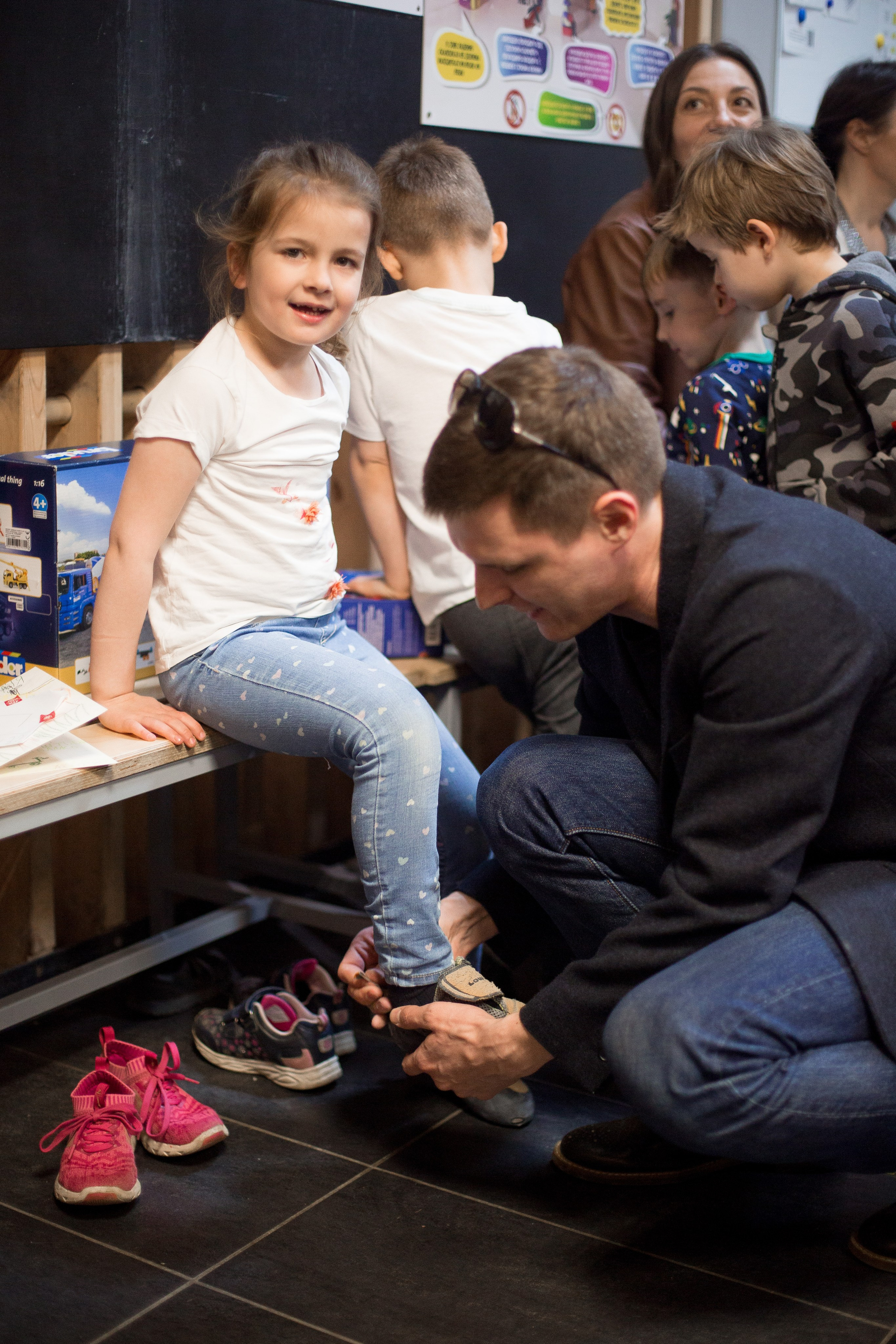 Фотосъемка детского Дня рождения на скалодроме. Репортажный фотограф Борис Геер