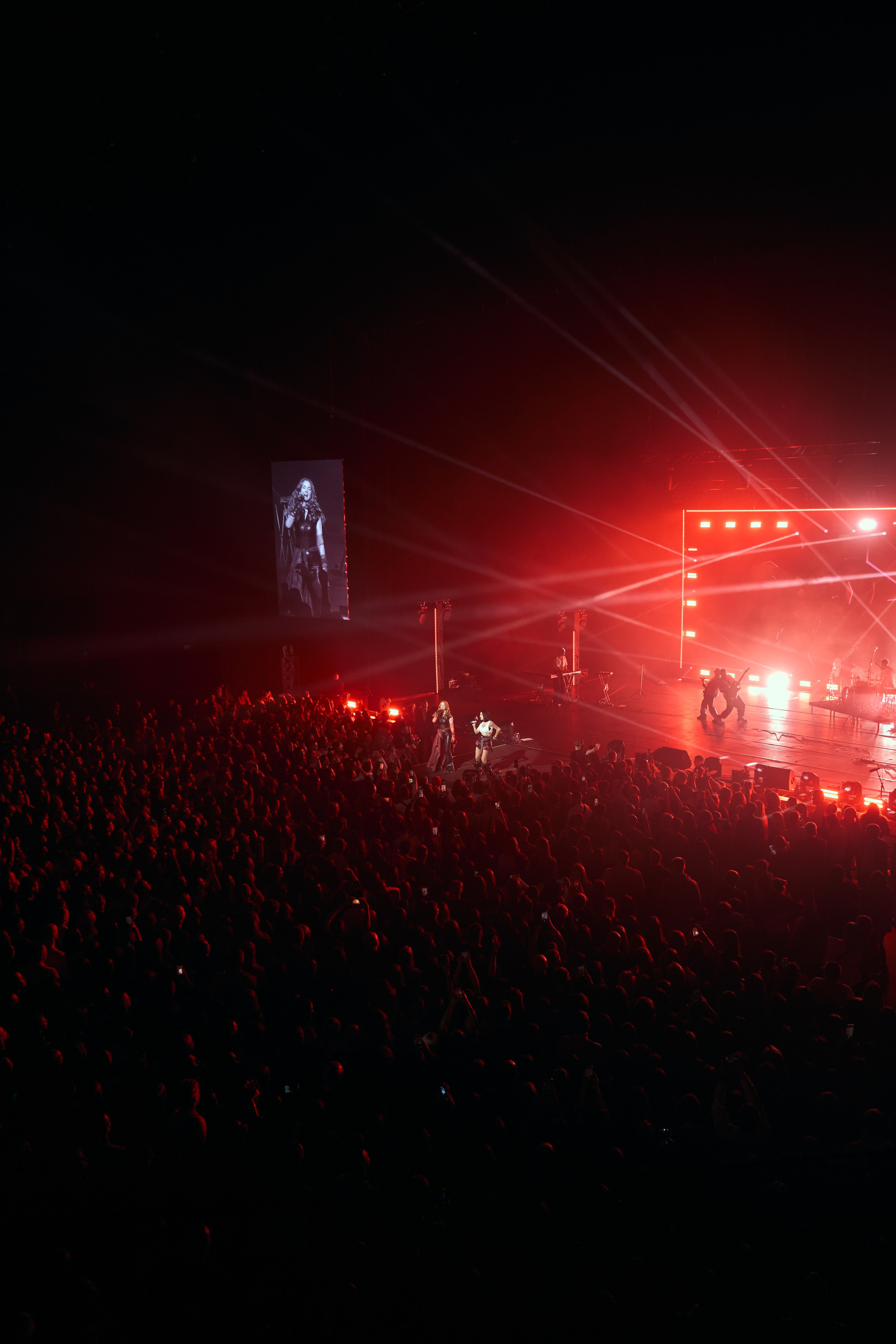 T.a.t.u. Репортажный фотограф мероприятий и концертов в Екатеринбурге