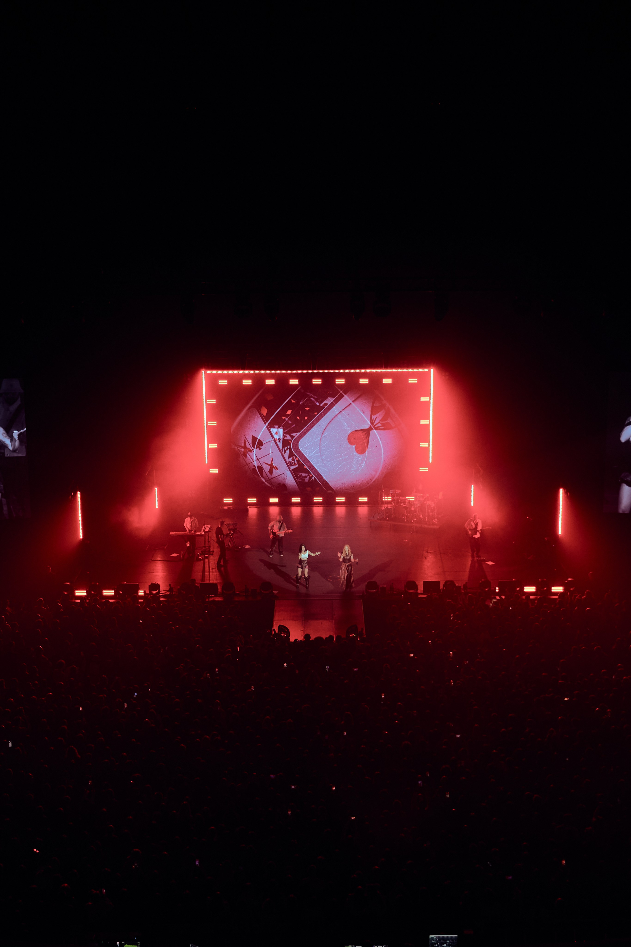 T.a.t.u. Репортажный фотограф мероприятий и концертов в Екатеринбурге